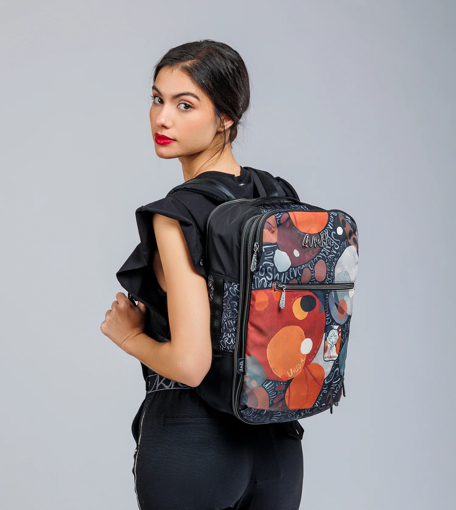 Alma Small Travel Backpack - Image 3