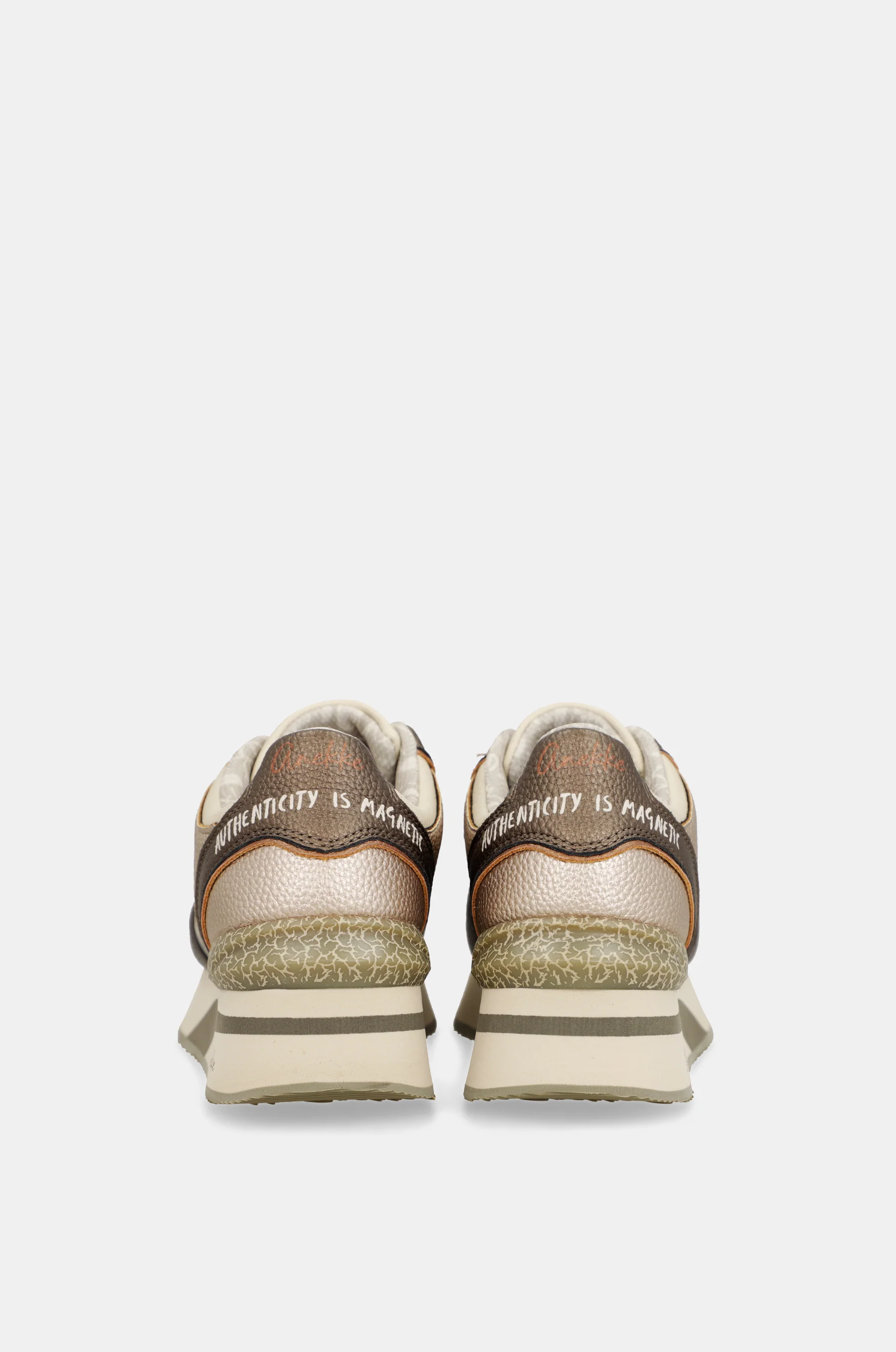 Beige and copper sneakers - Image 5