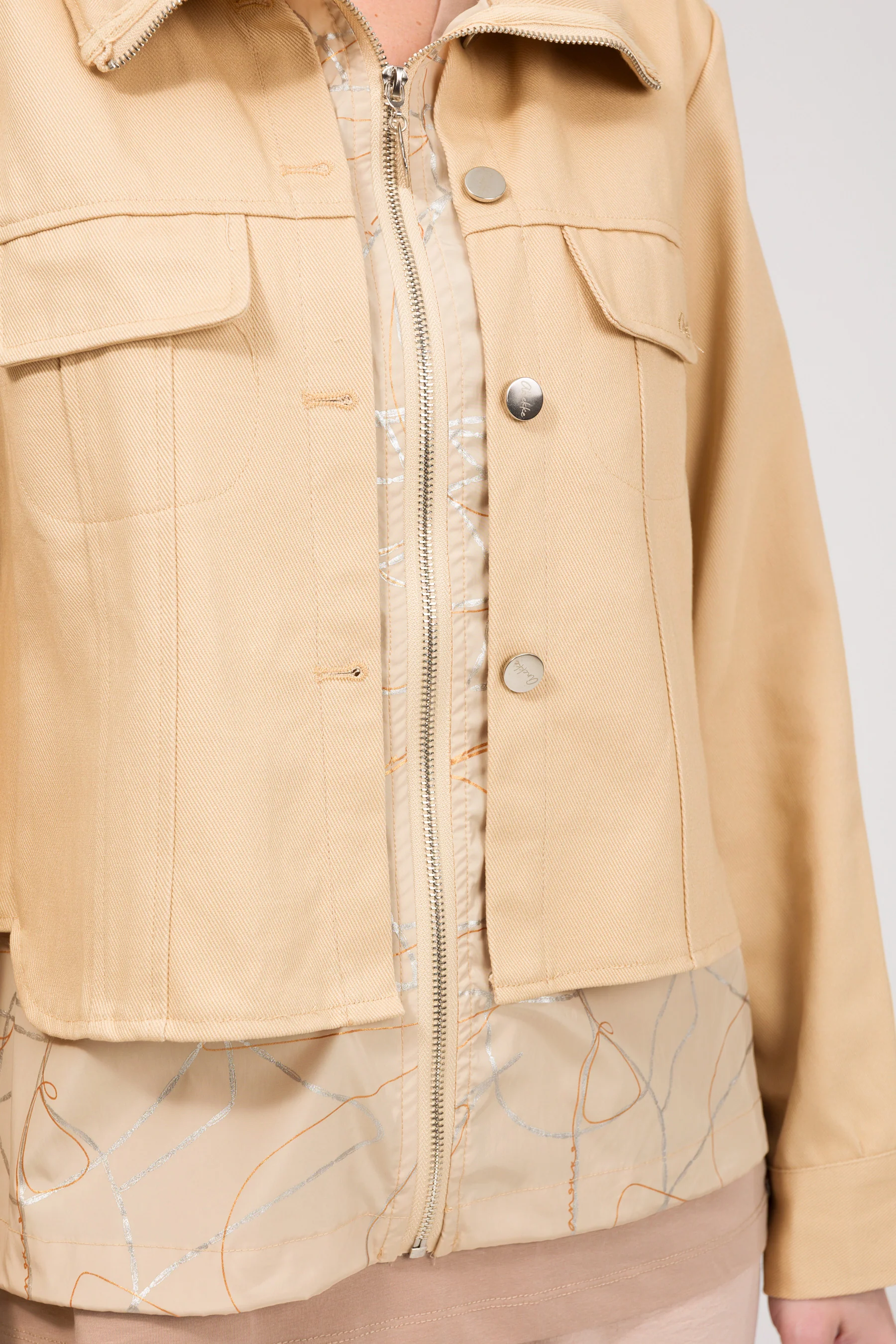 Beige jacket - Image 7