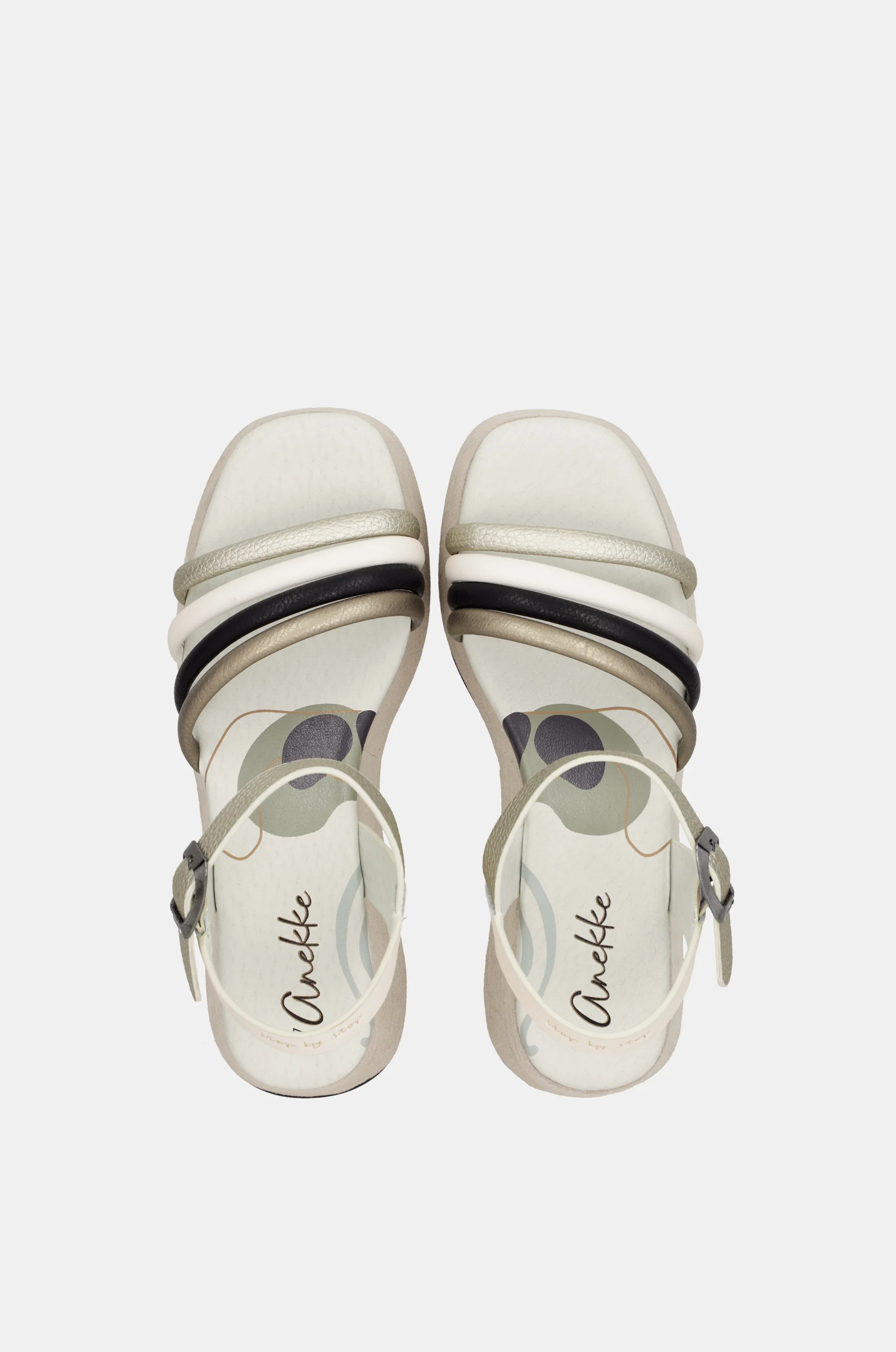 Beige platform sandals - Image 8
