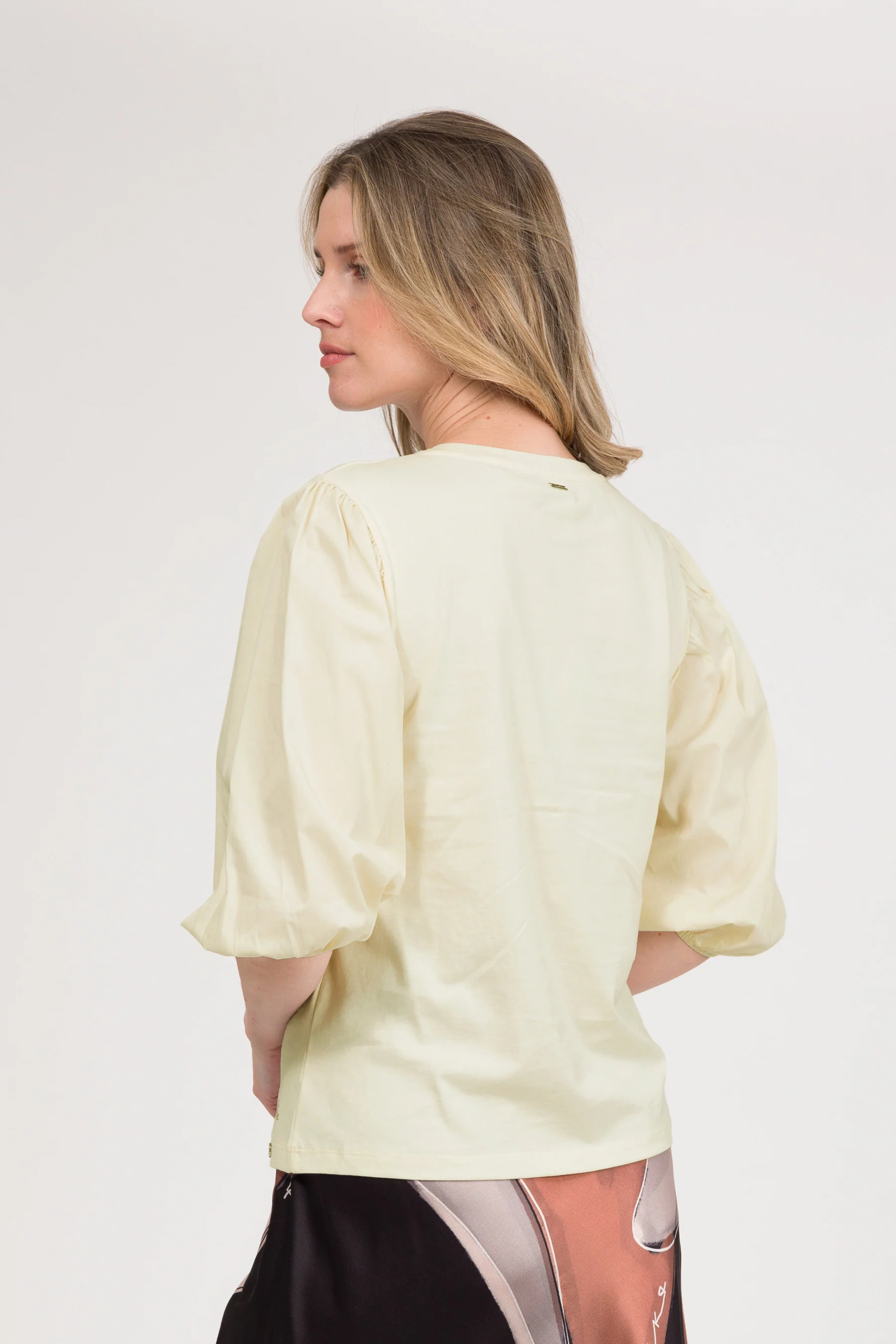Beige puff-sleeve T-shirt - Image 4