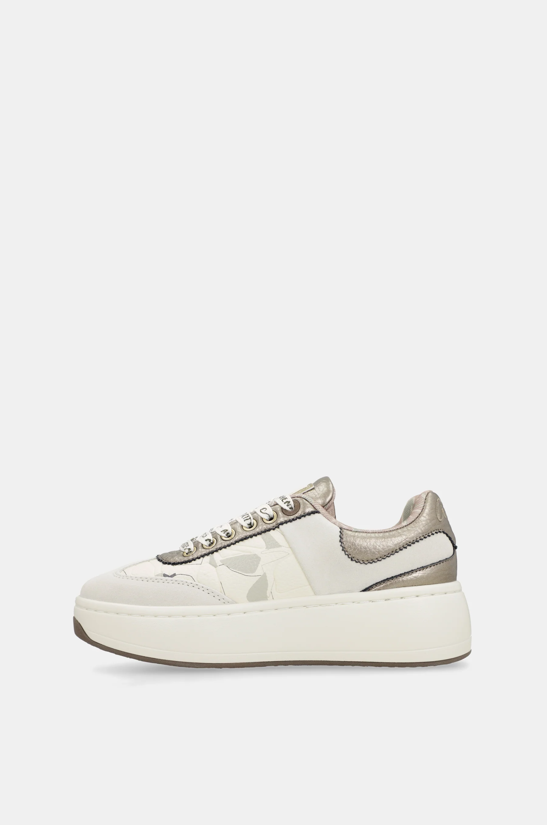 Beige sneakers - Image 5