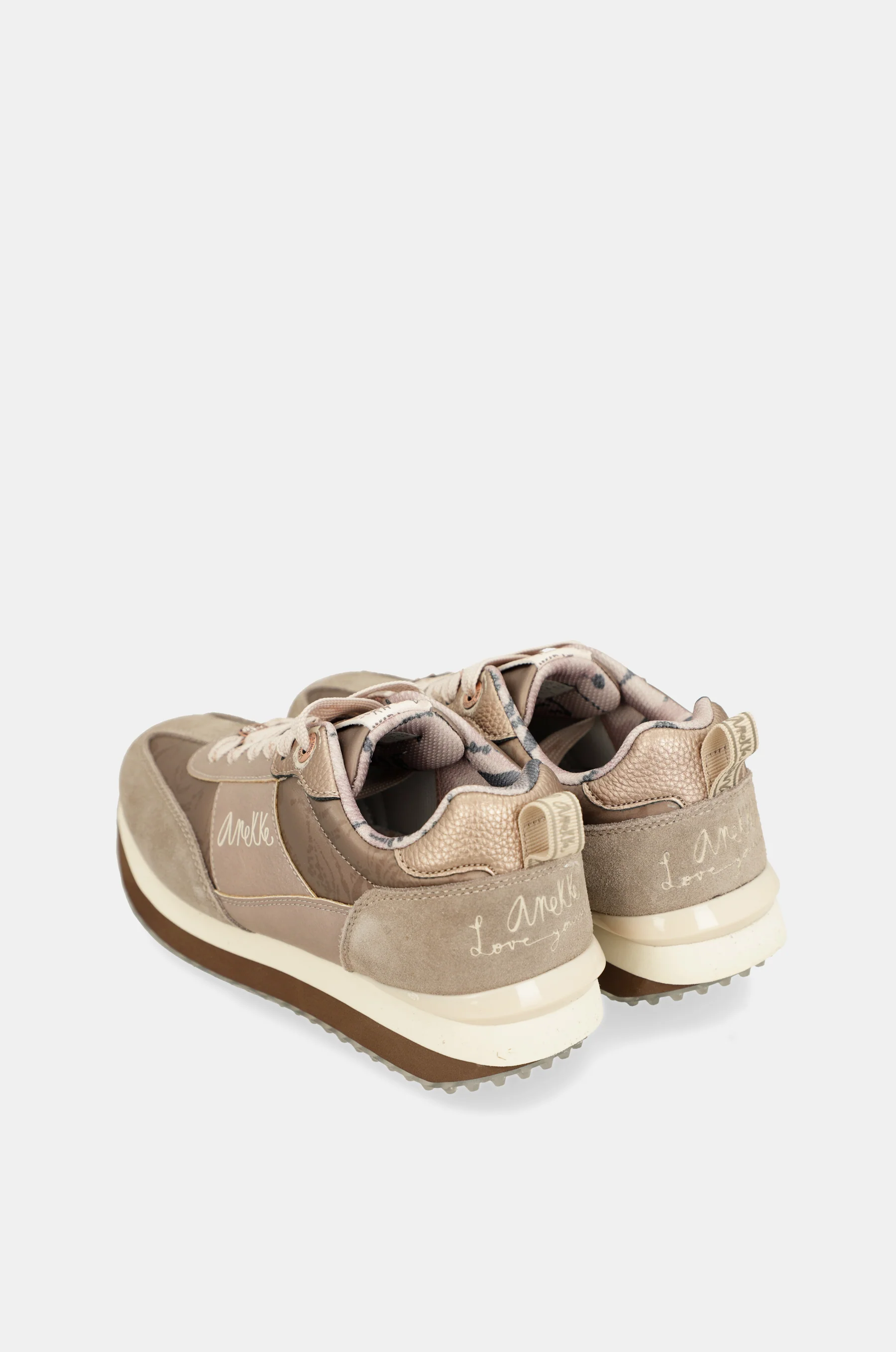 Beige sneakers with multicoloured sole - Image 3