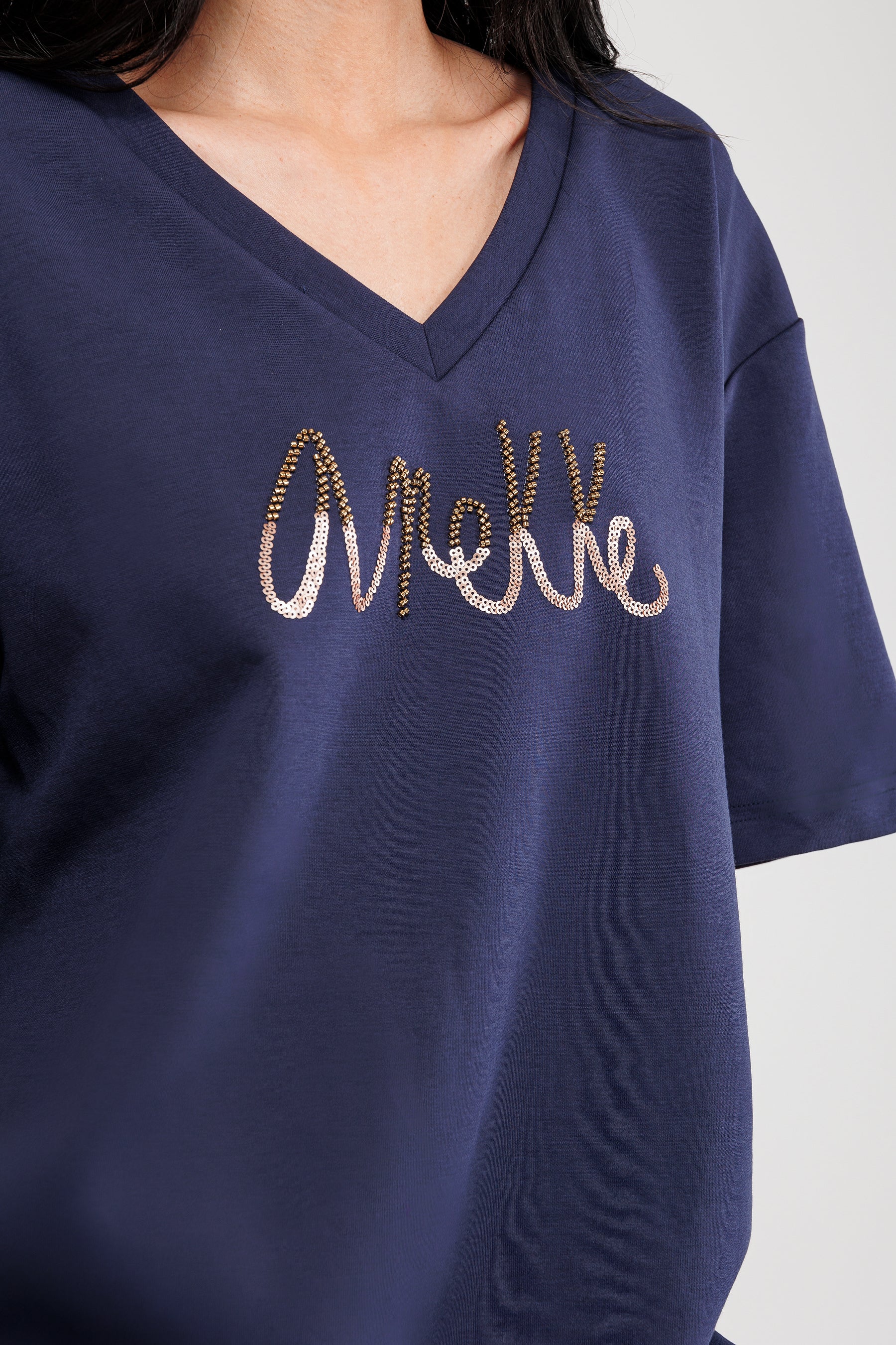 Black short sleeve T-shirt with logo - Image 3