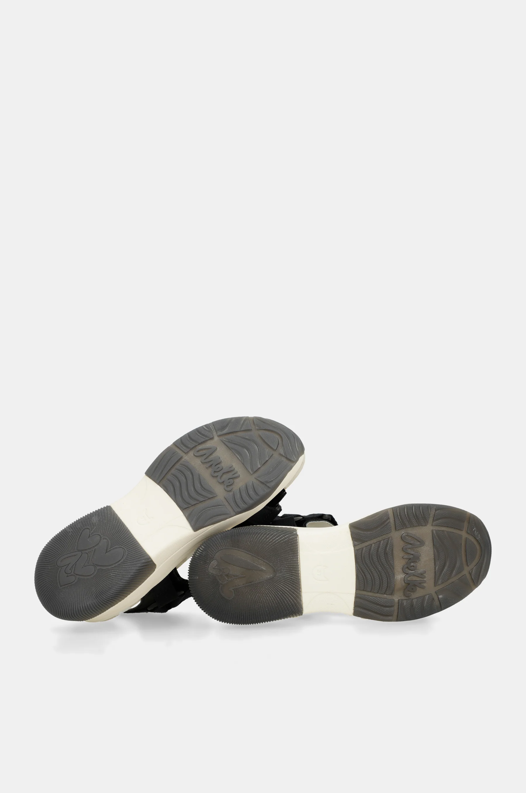 Black sporty sandals - Image 7