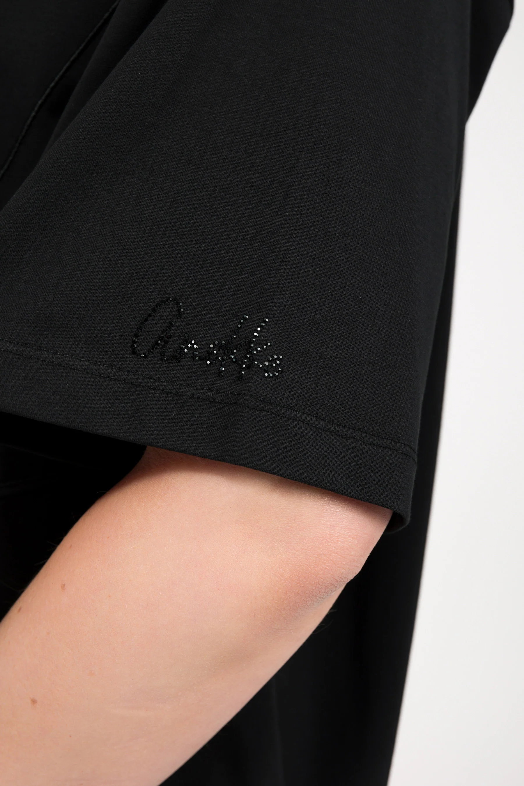 Black T-shirt - Image 3