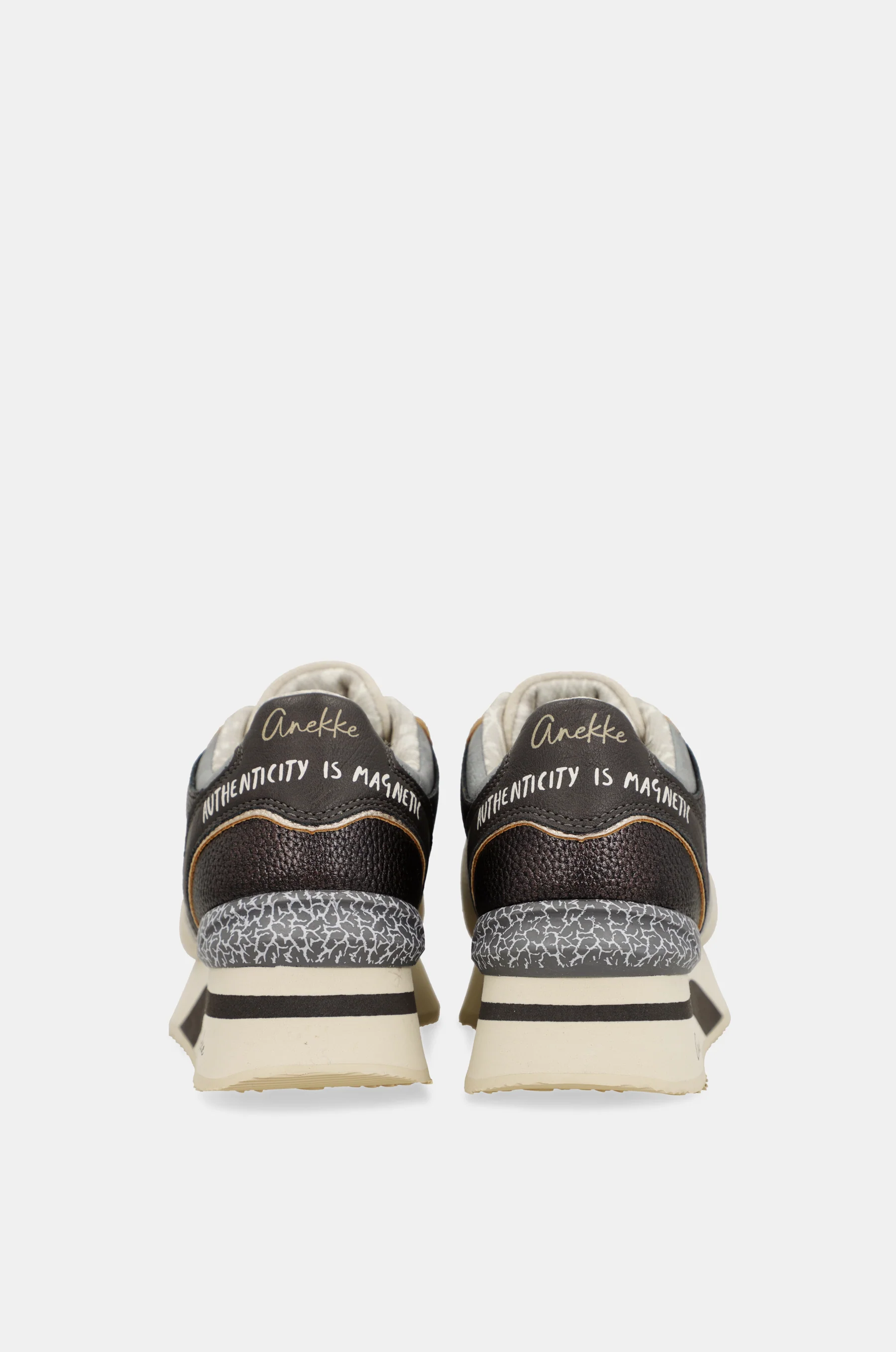 Blue and beige sneakers - Image 3