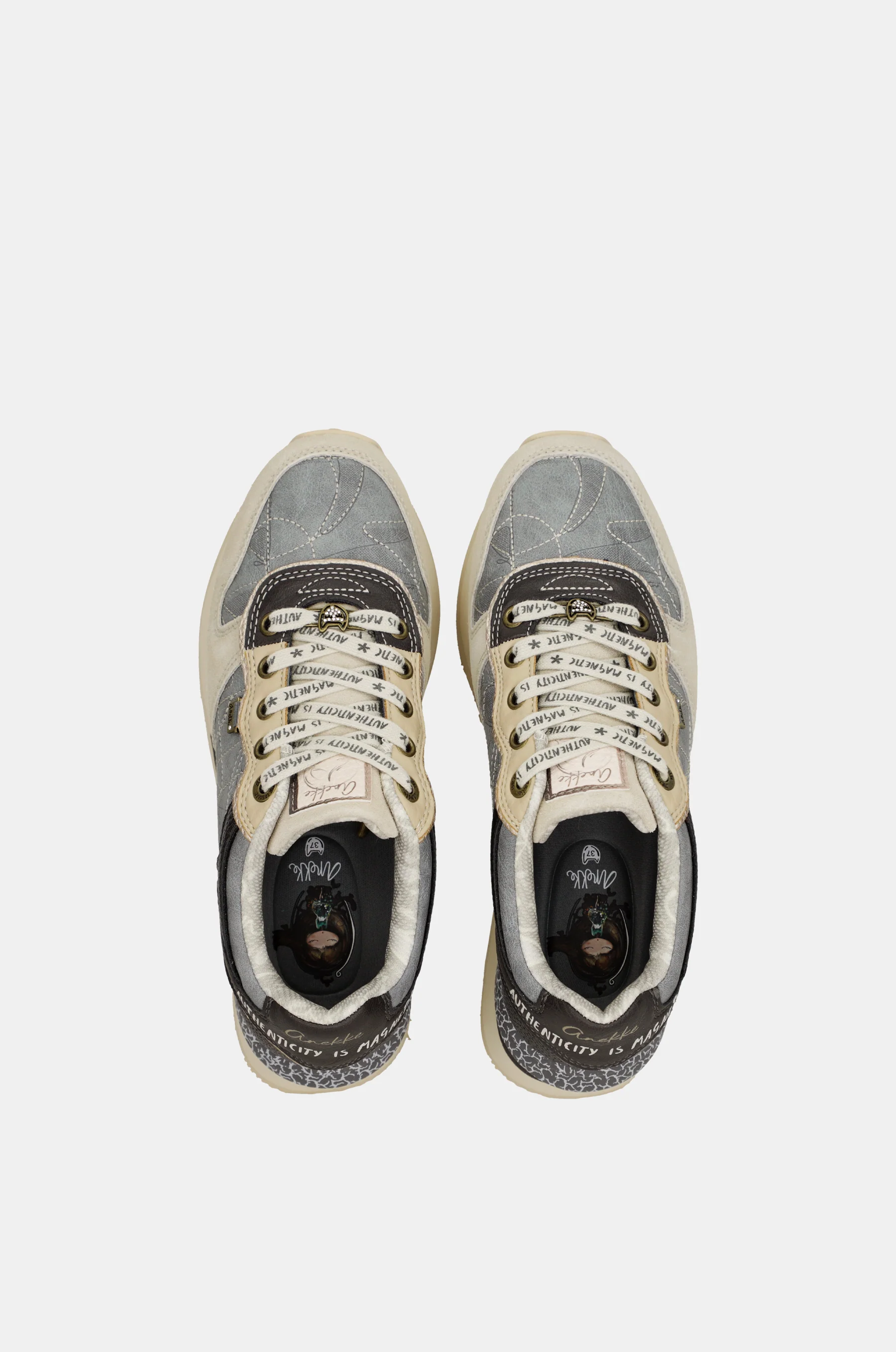 Blue and beige sneakers - Image 9