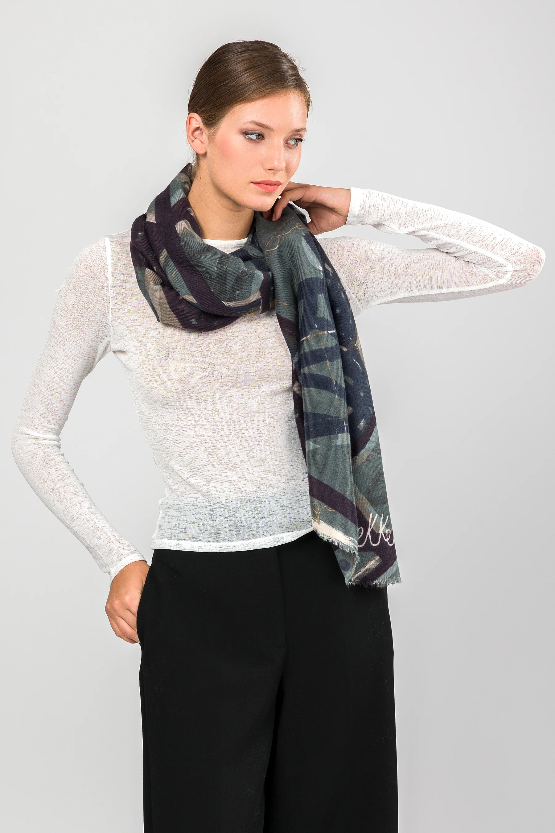 Blue printed pashmina