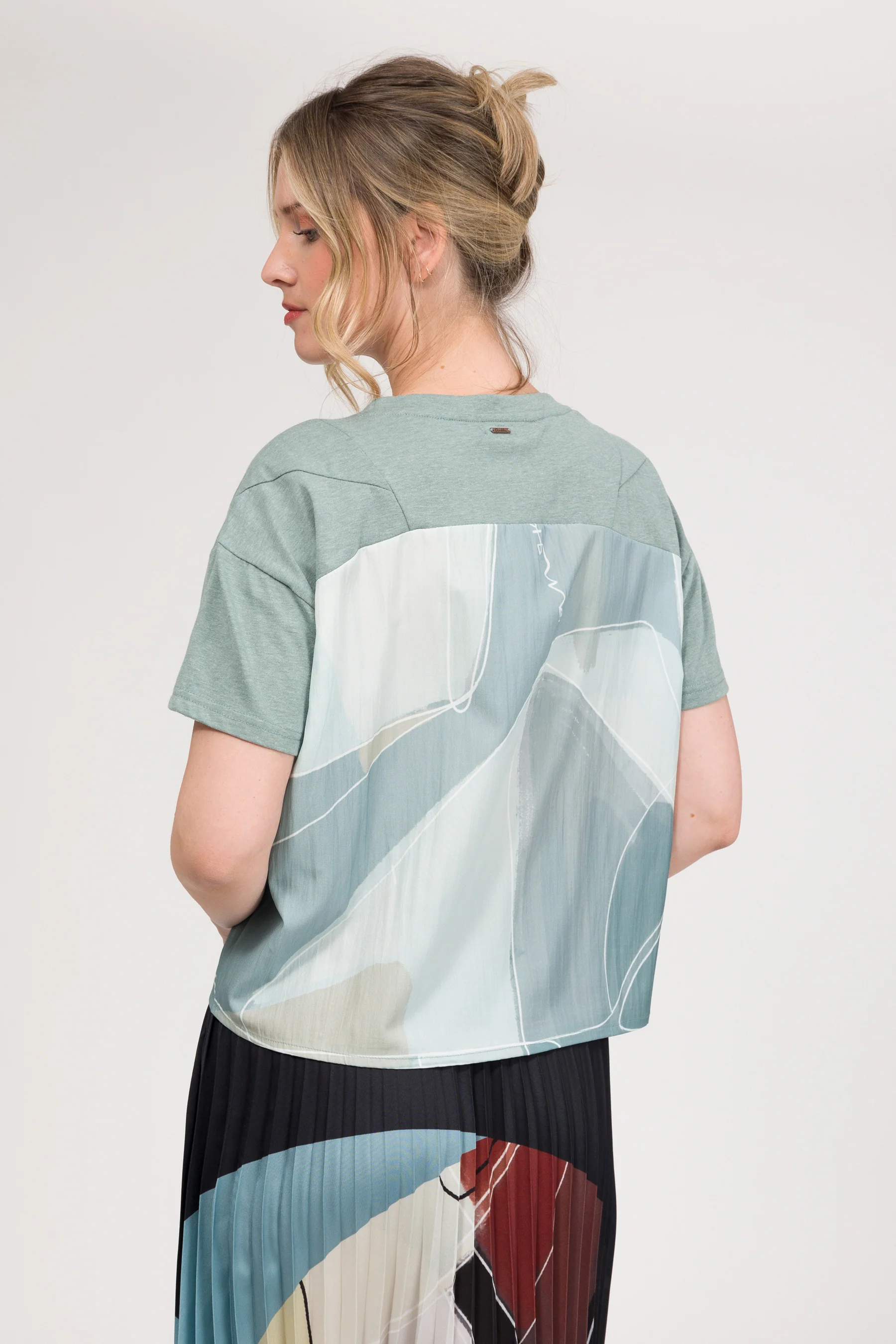 Blue short-sleeve T-shirt - Image 4
