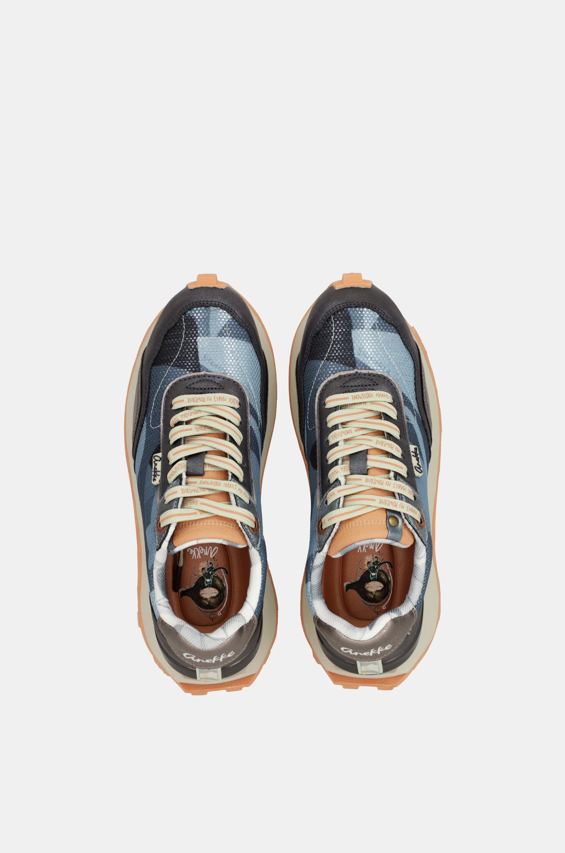 Blue sneakers - Image 9