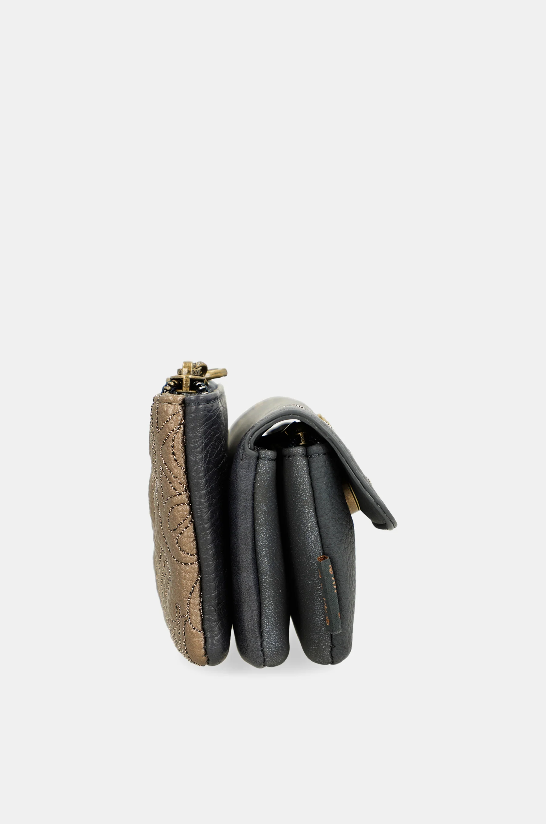 Boutique coin purse with flap - Image 5