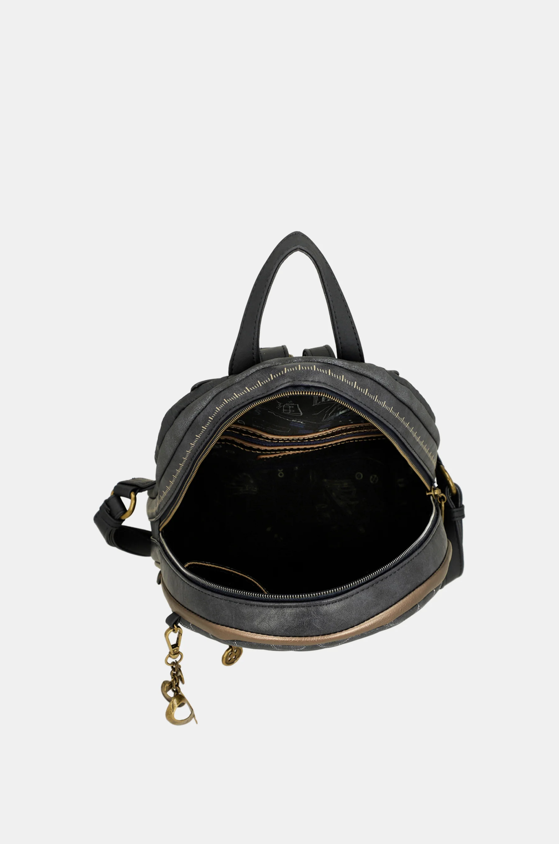 Boutique medium backpack for leisure use - Image 3