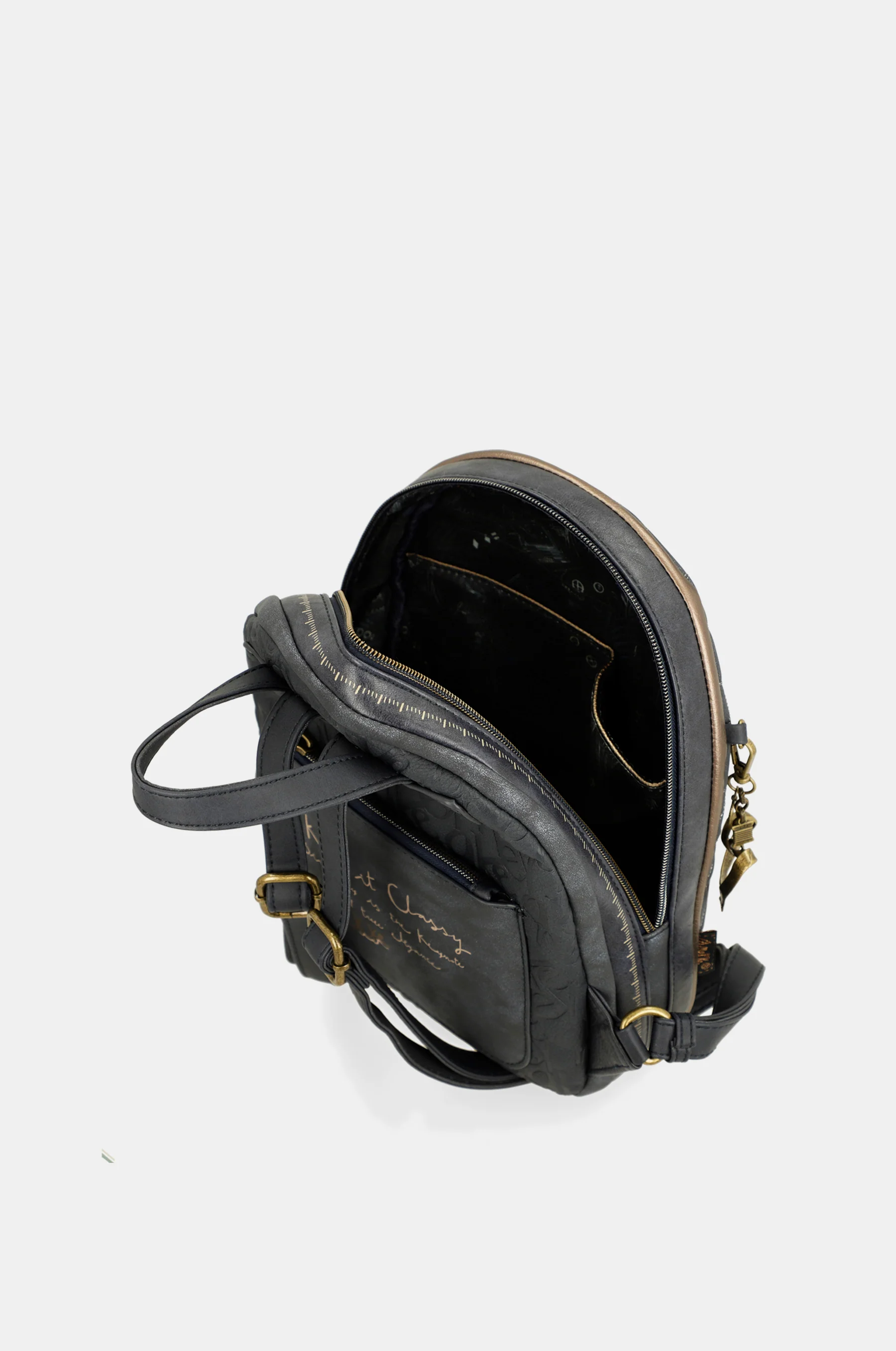 Boutique medium backpack for leisure use - Image 5