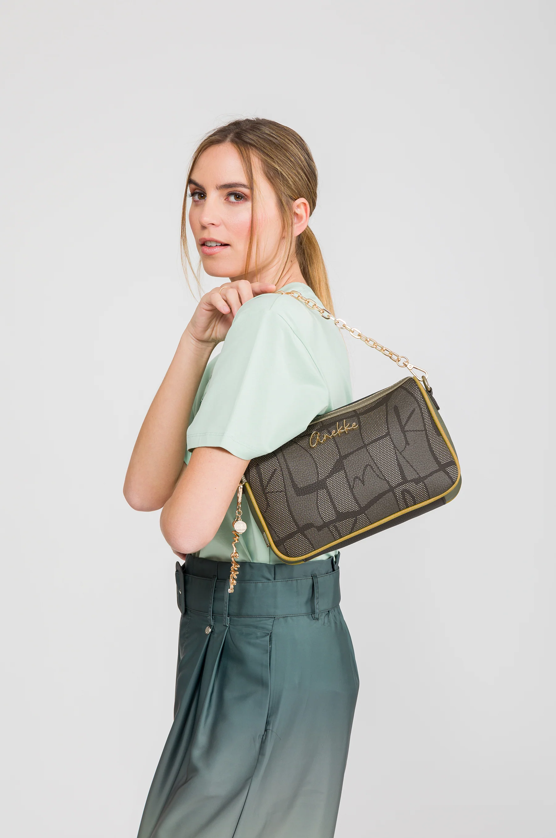 Brown crossbody bag Essentials - Image 6