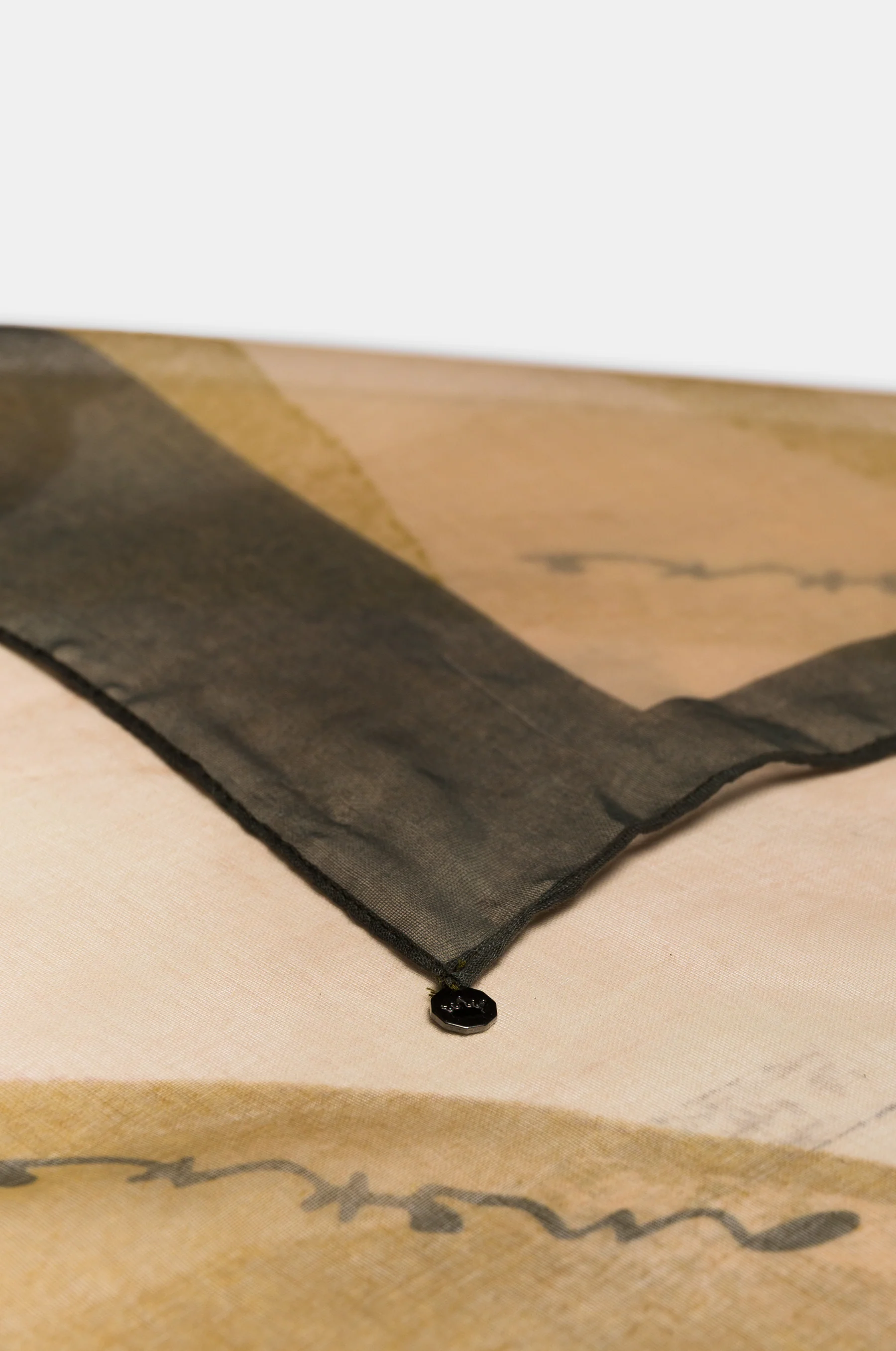 Brown scarf Bloom - Image 4