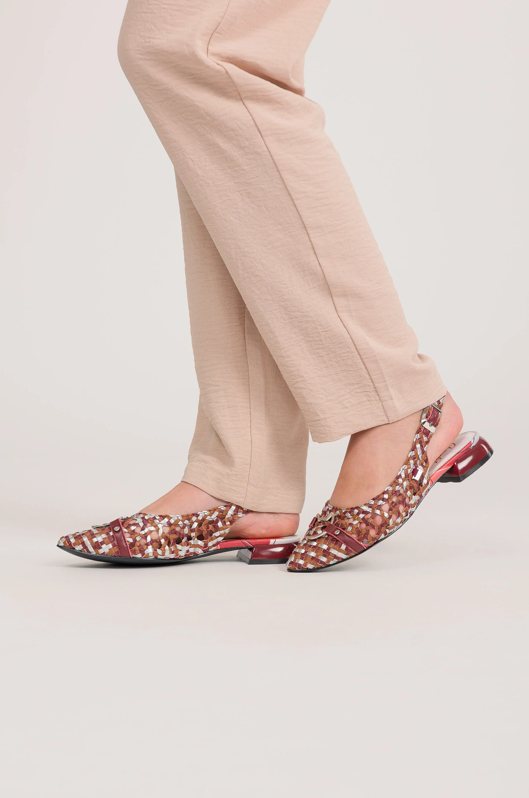 Burgundy slingback sandals - Image 2
