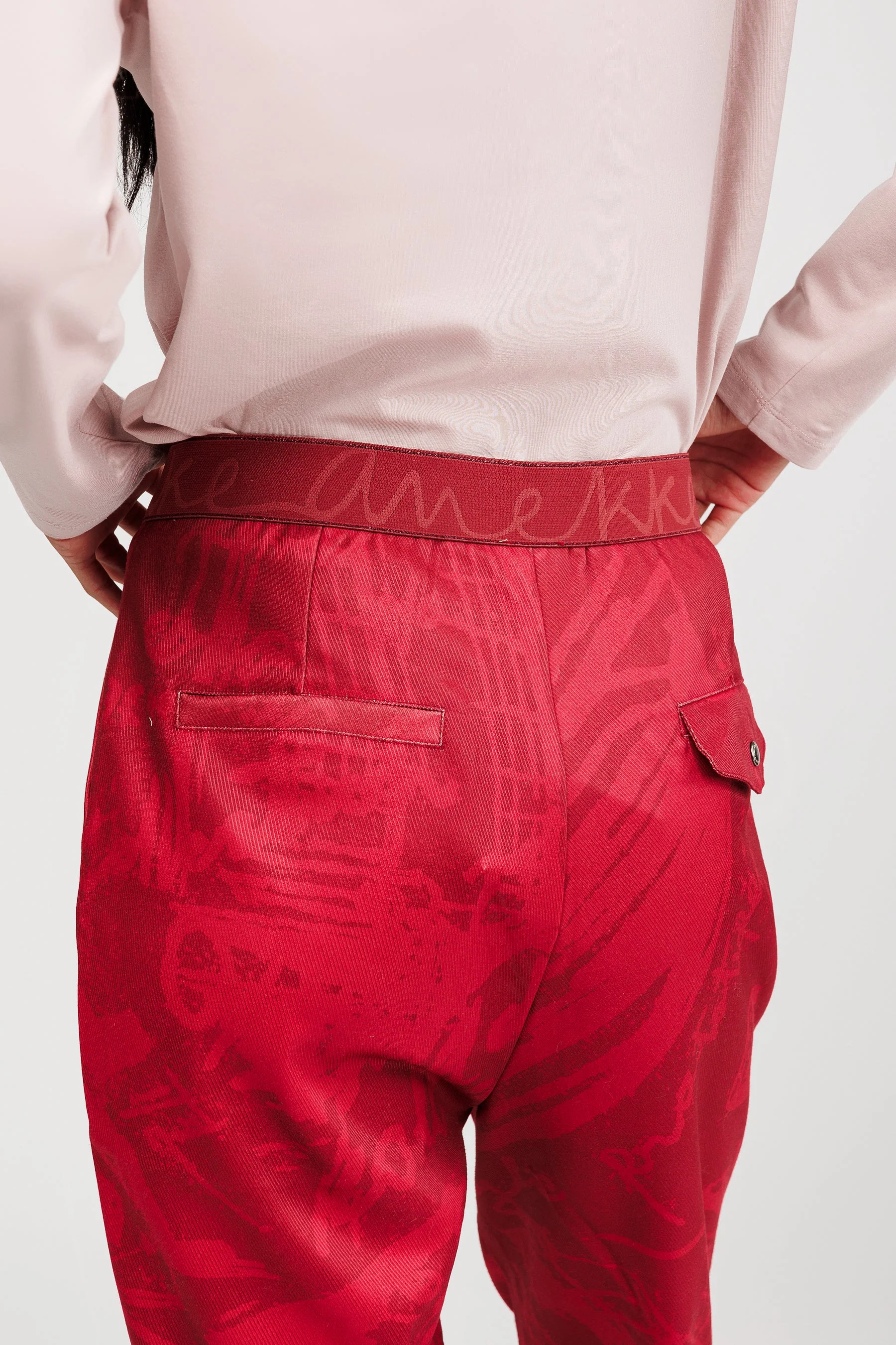 Burgundy trousers - Image 3