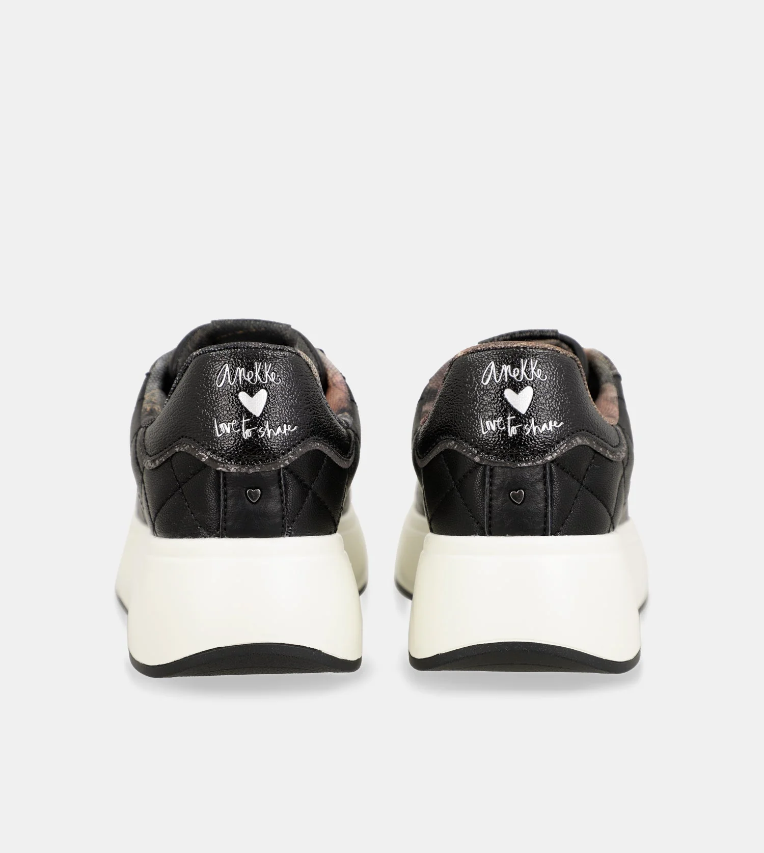Casual black sneakers - Image 4
