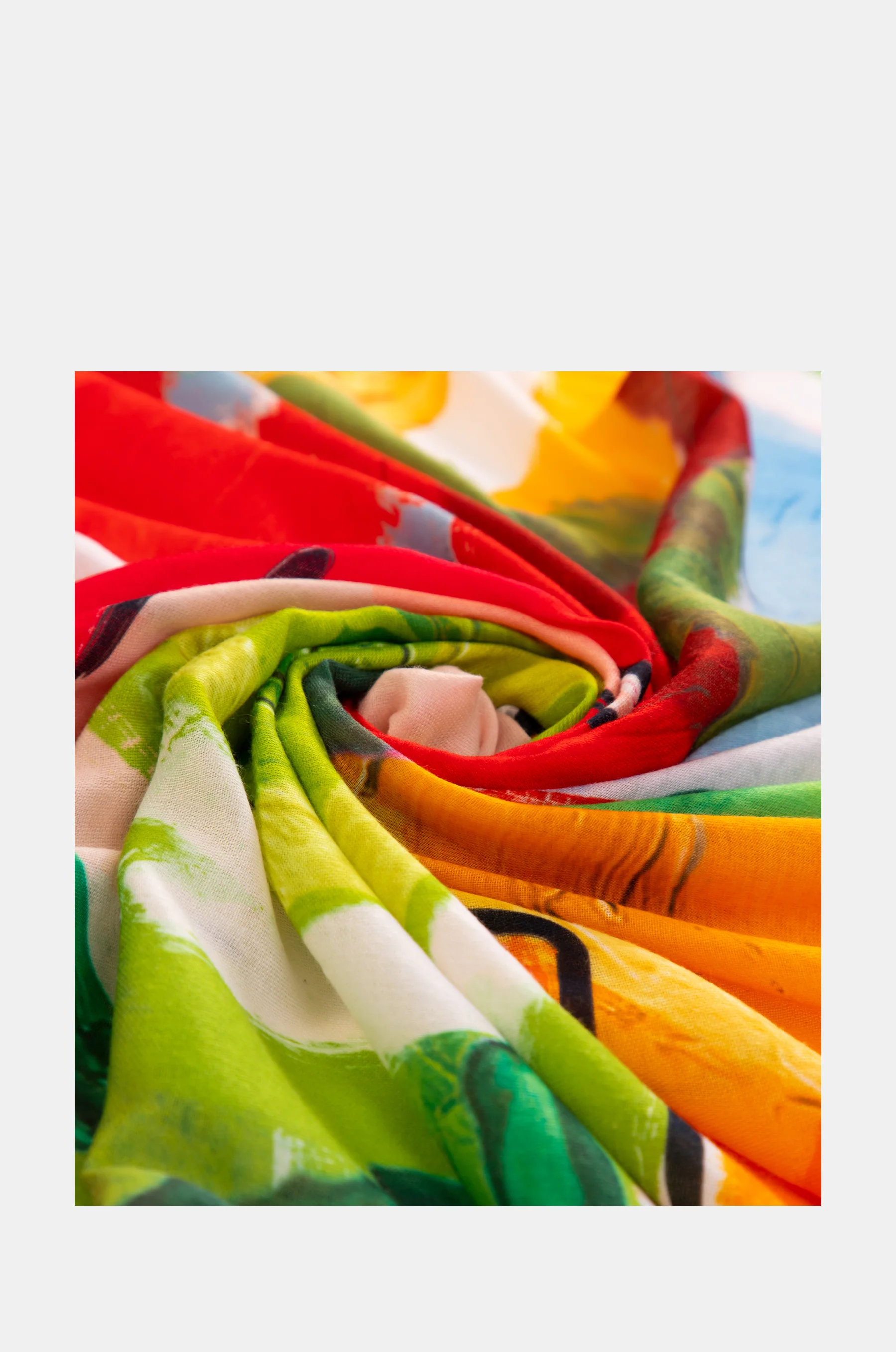 Colours Beachsheet - Image 4