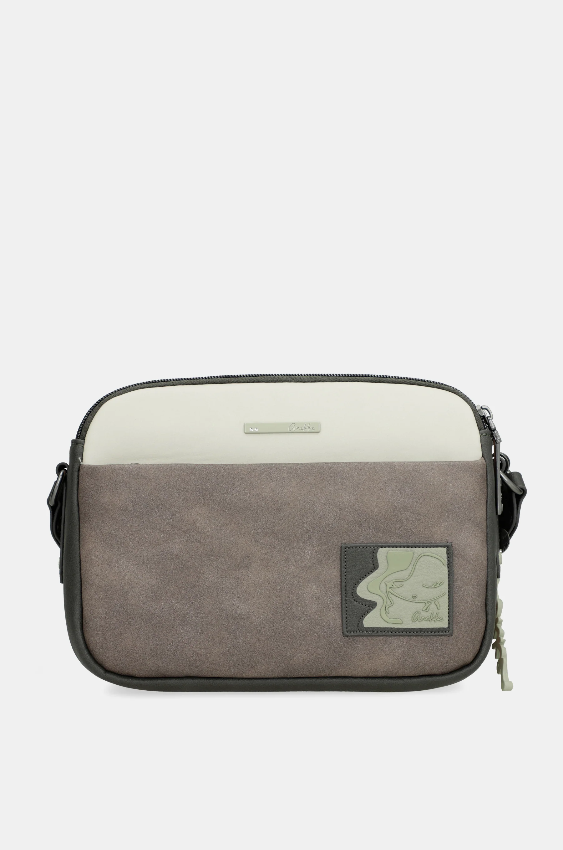 Crossbody bag Symmetra with flap - Image 3
