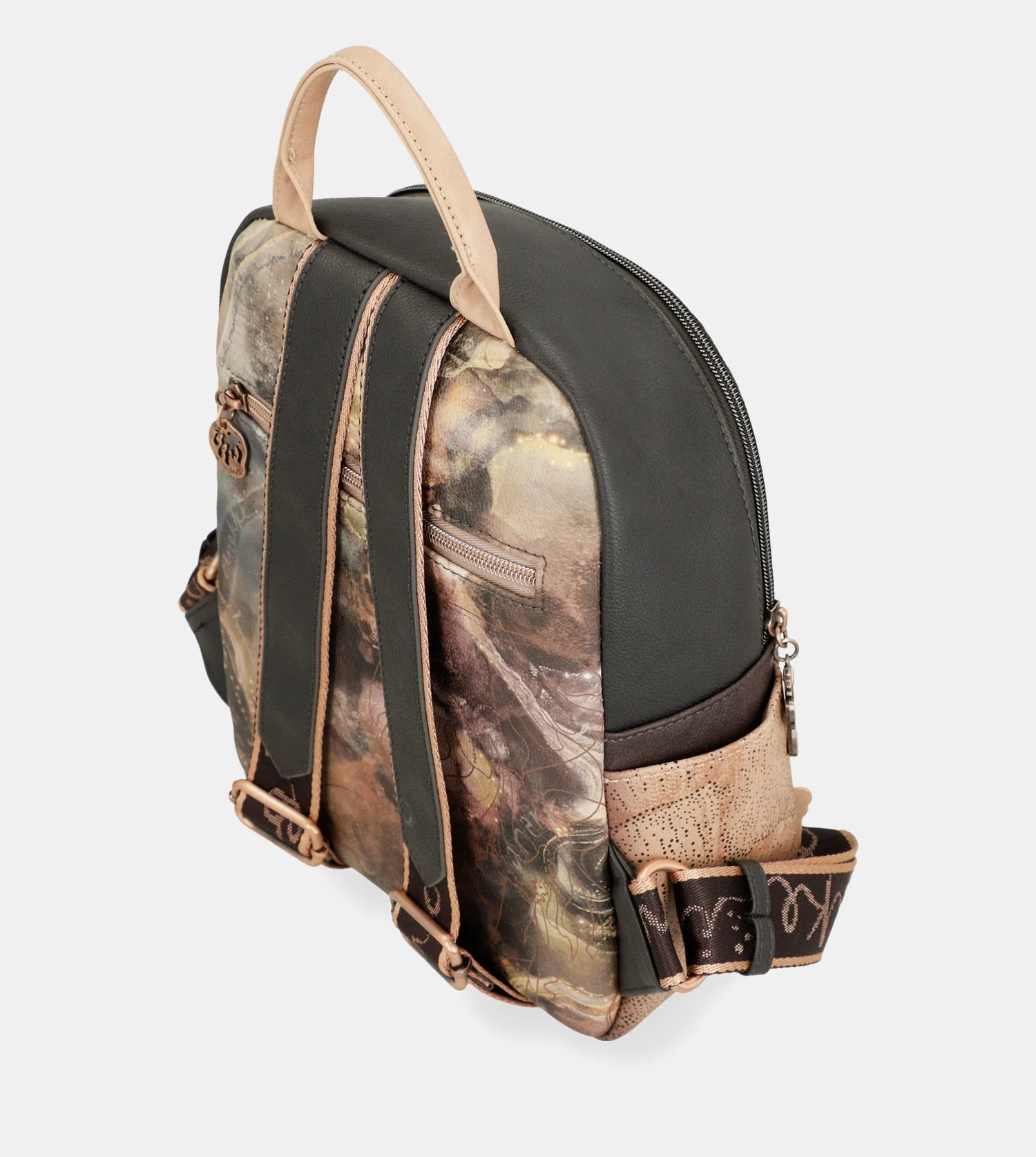 Dreamverse backpack for leisure use - Image 5