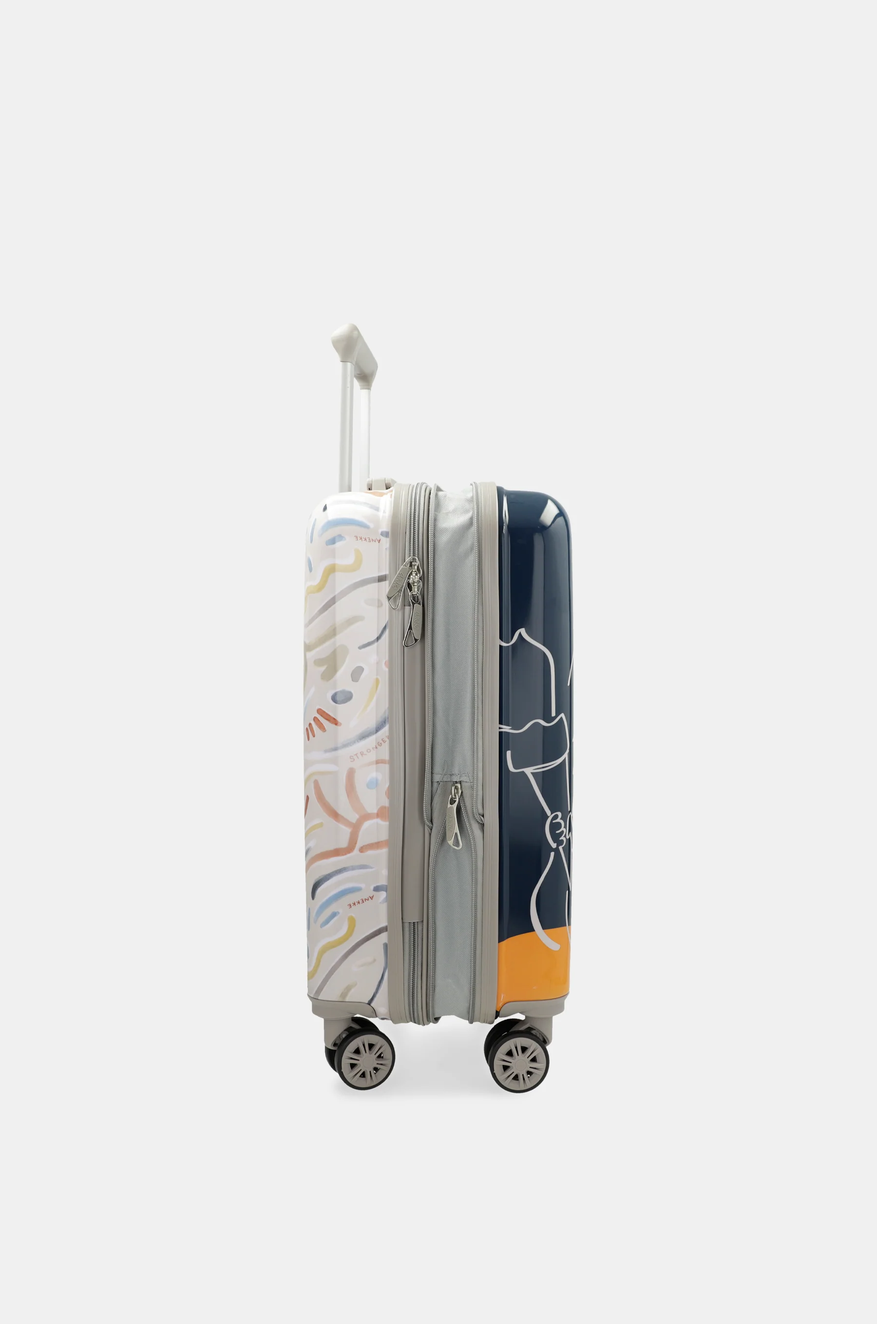 Eikon Cabin Suitcase - Image 5