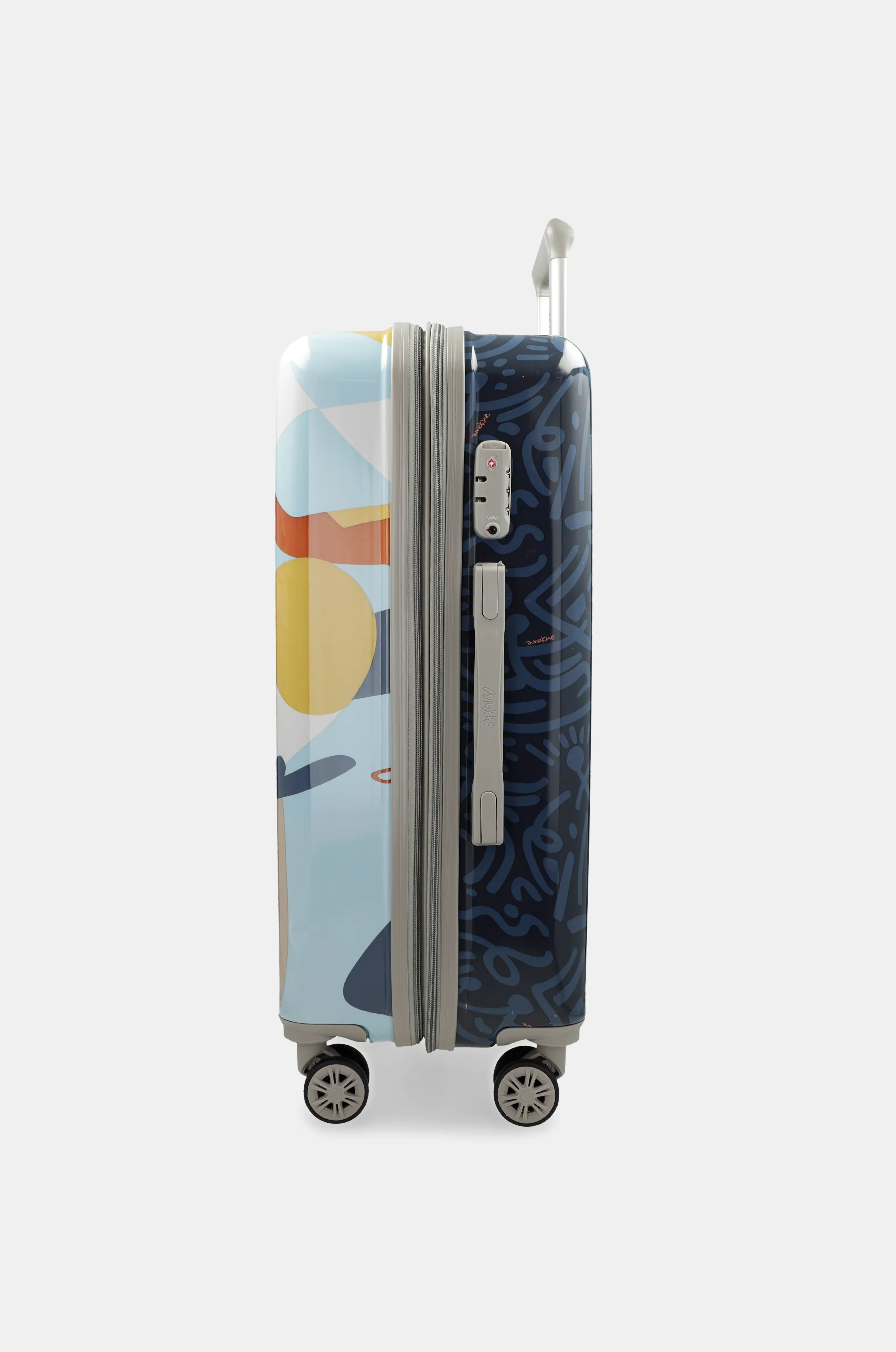 Eikon Large Suitcase - Image 4