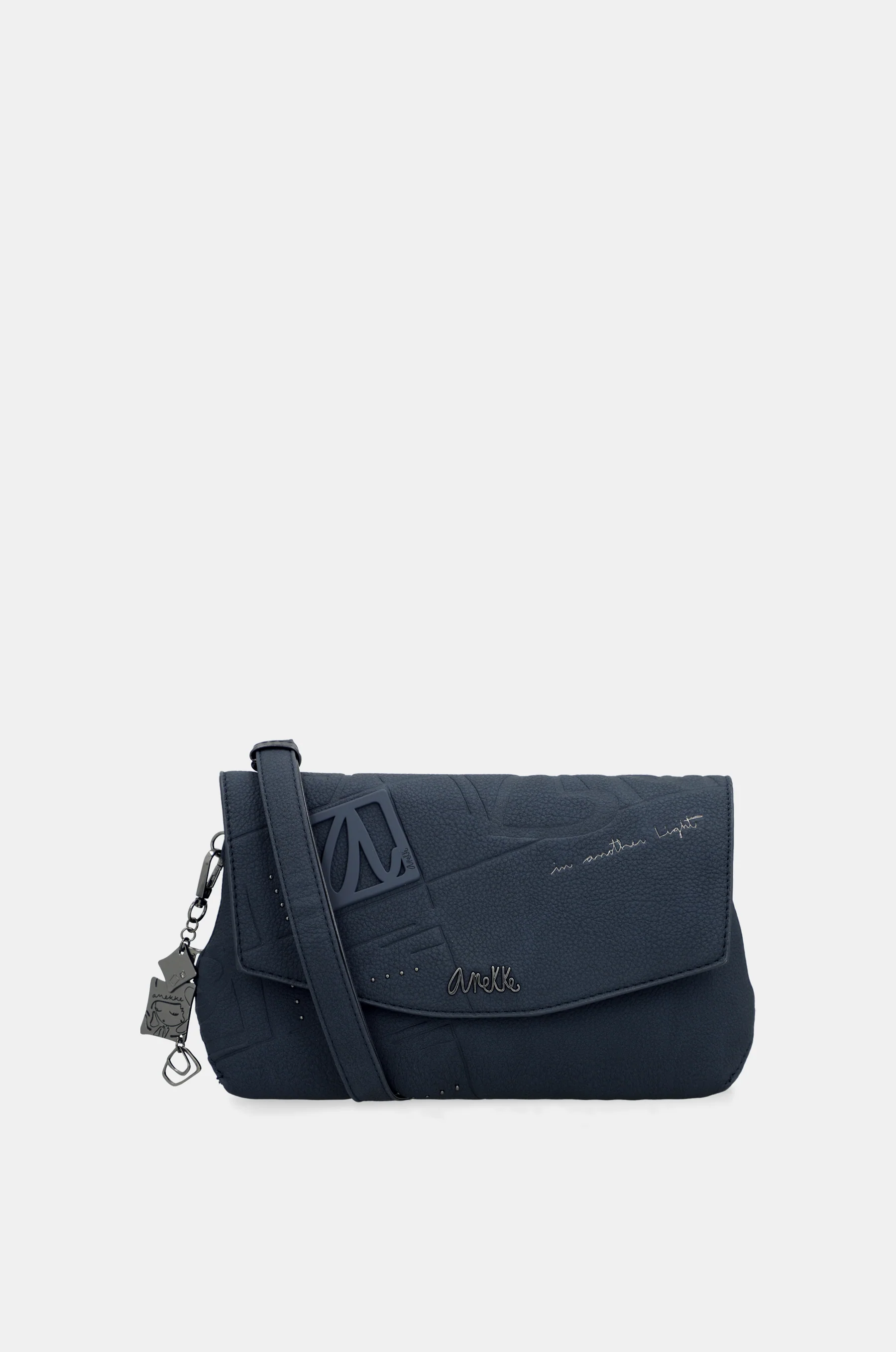 Evolution crossbody bag with flap - Image 9
