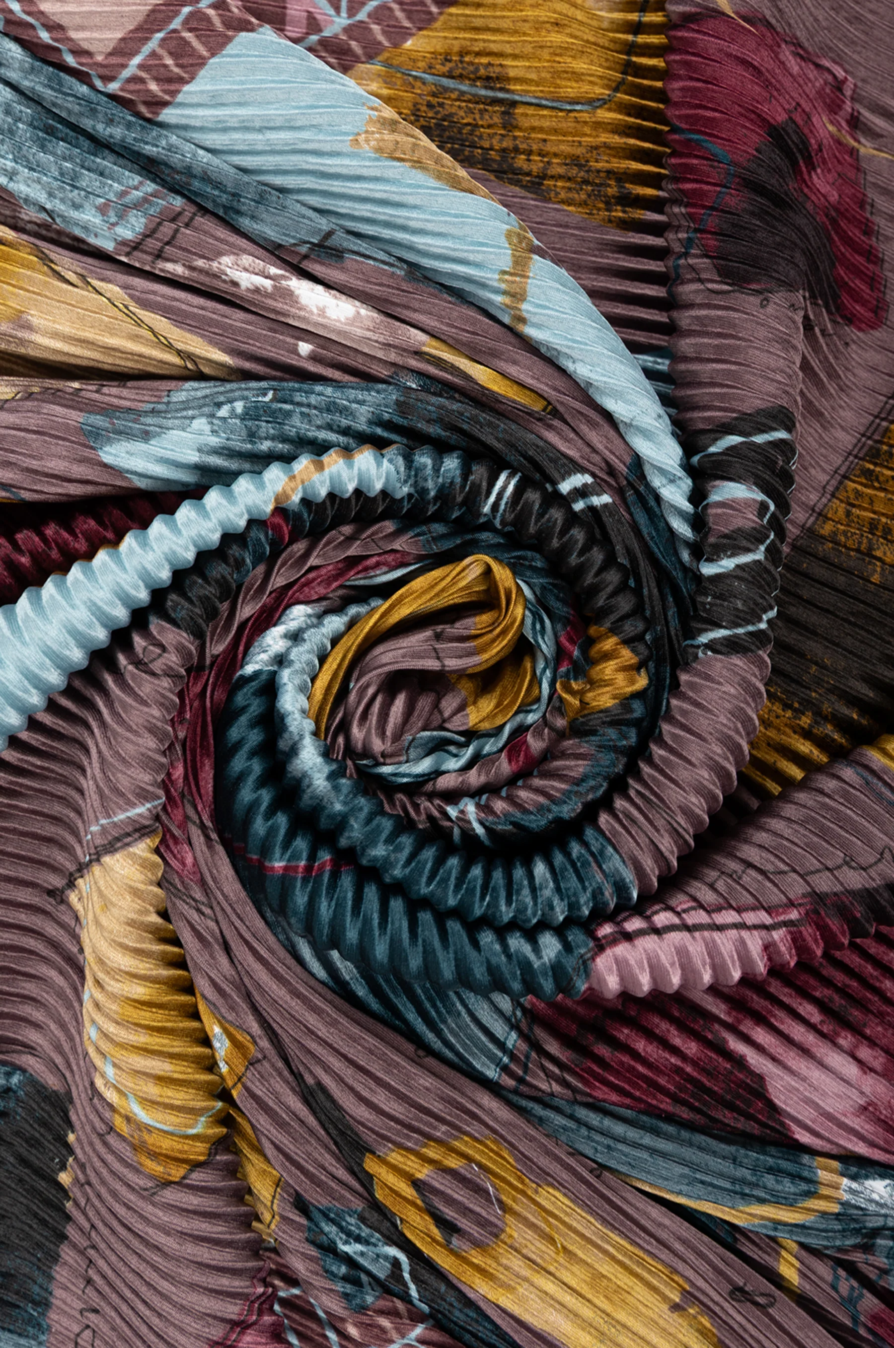Evolution pleated square scarf - Image 3