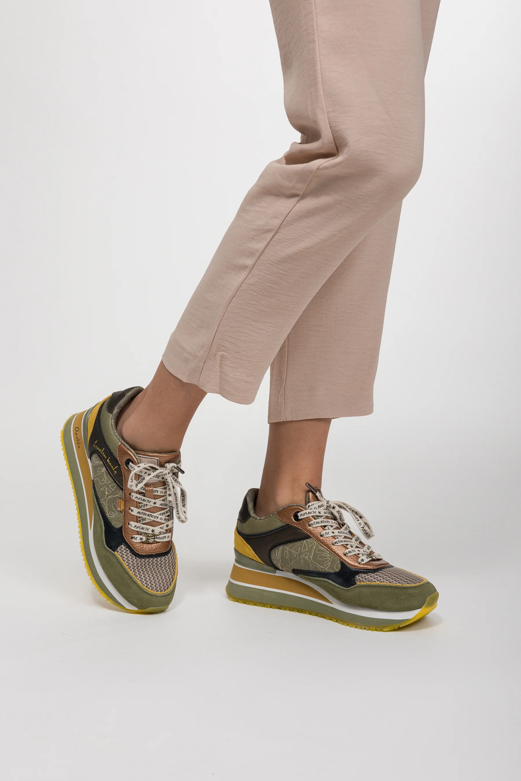 Green sneakers - Image 7