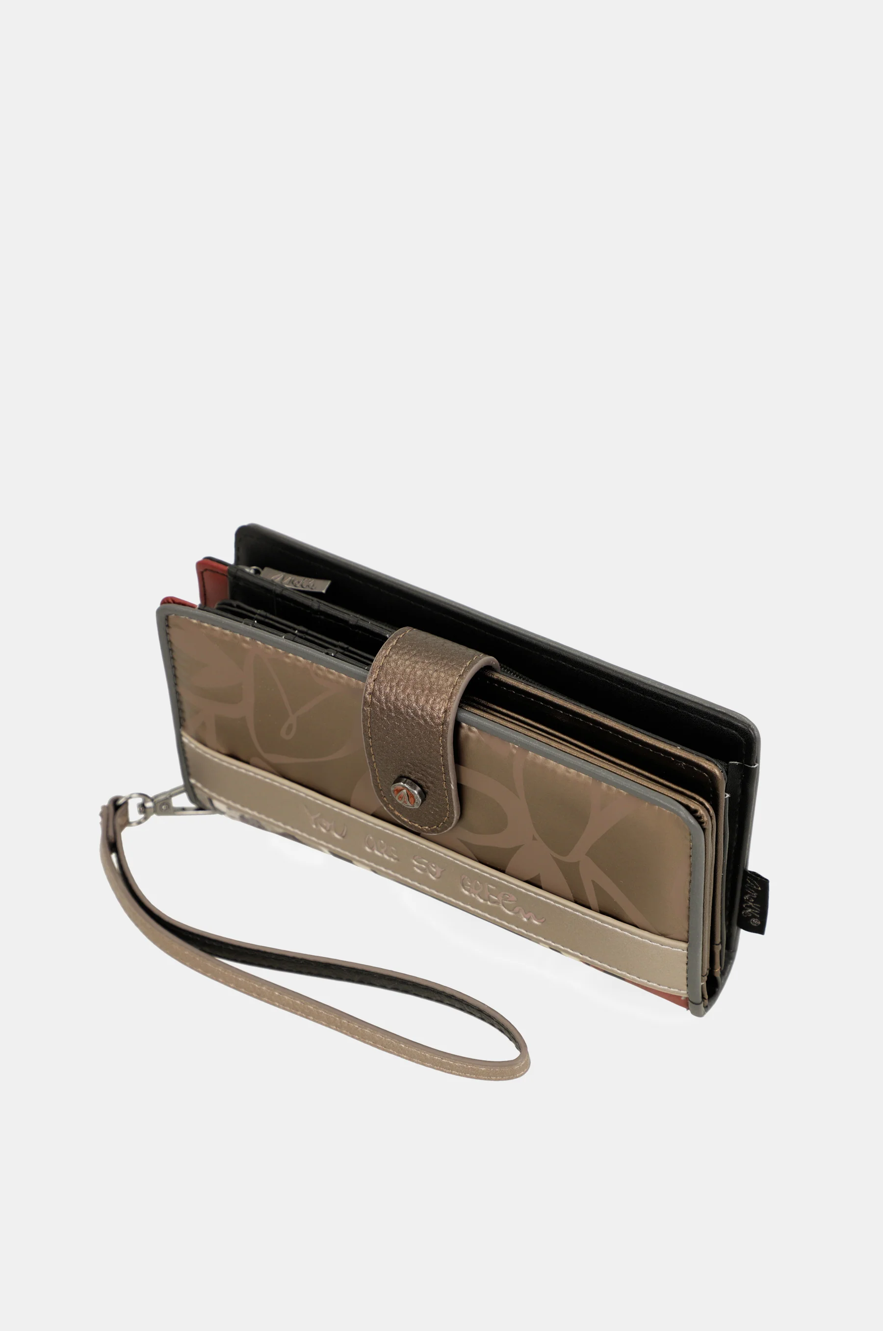 Imaginary large wallet - Image 7
