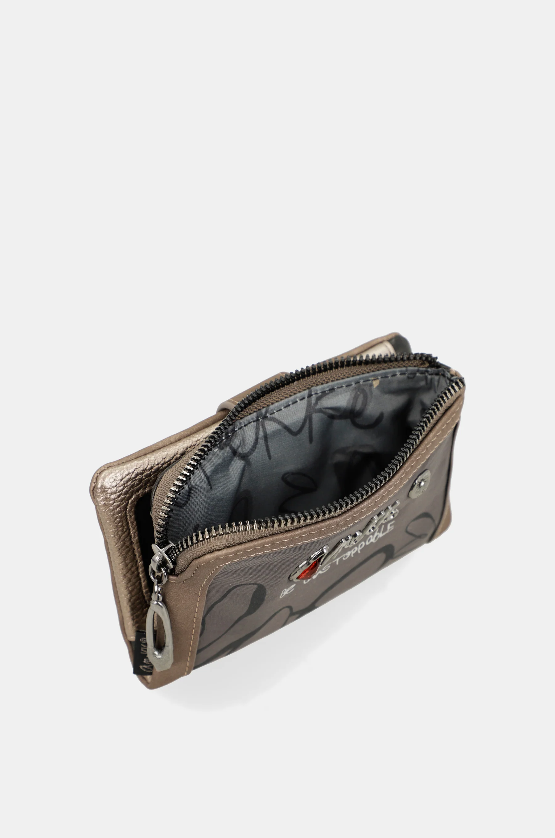 Imaginary medium wallet - Image 6