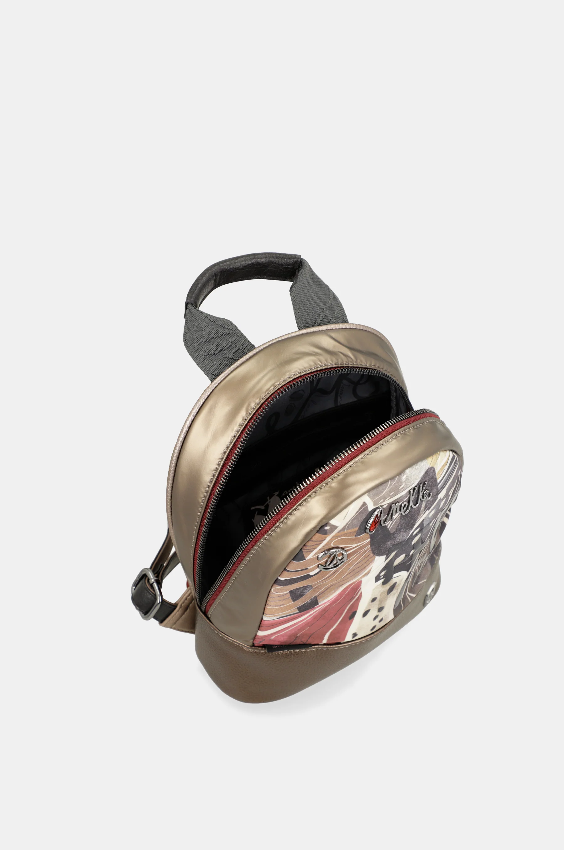 Imaginary small backpack - Image 5