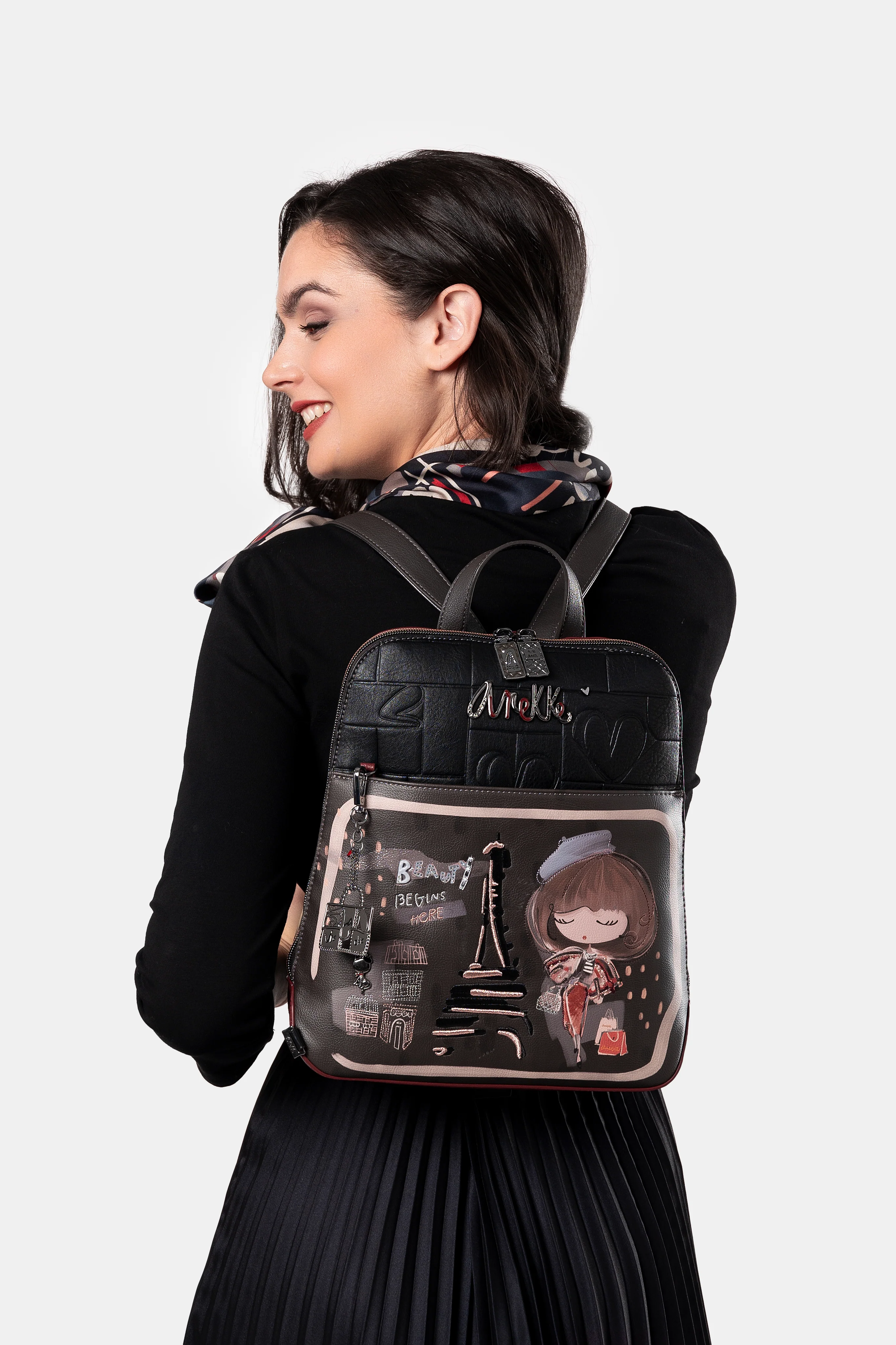 Mademoiselle backpack for leisure use - Image 2