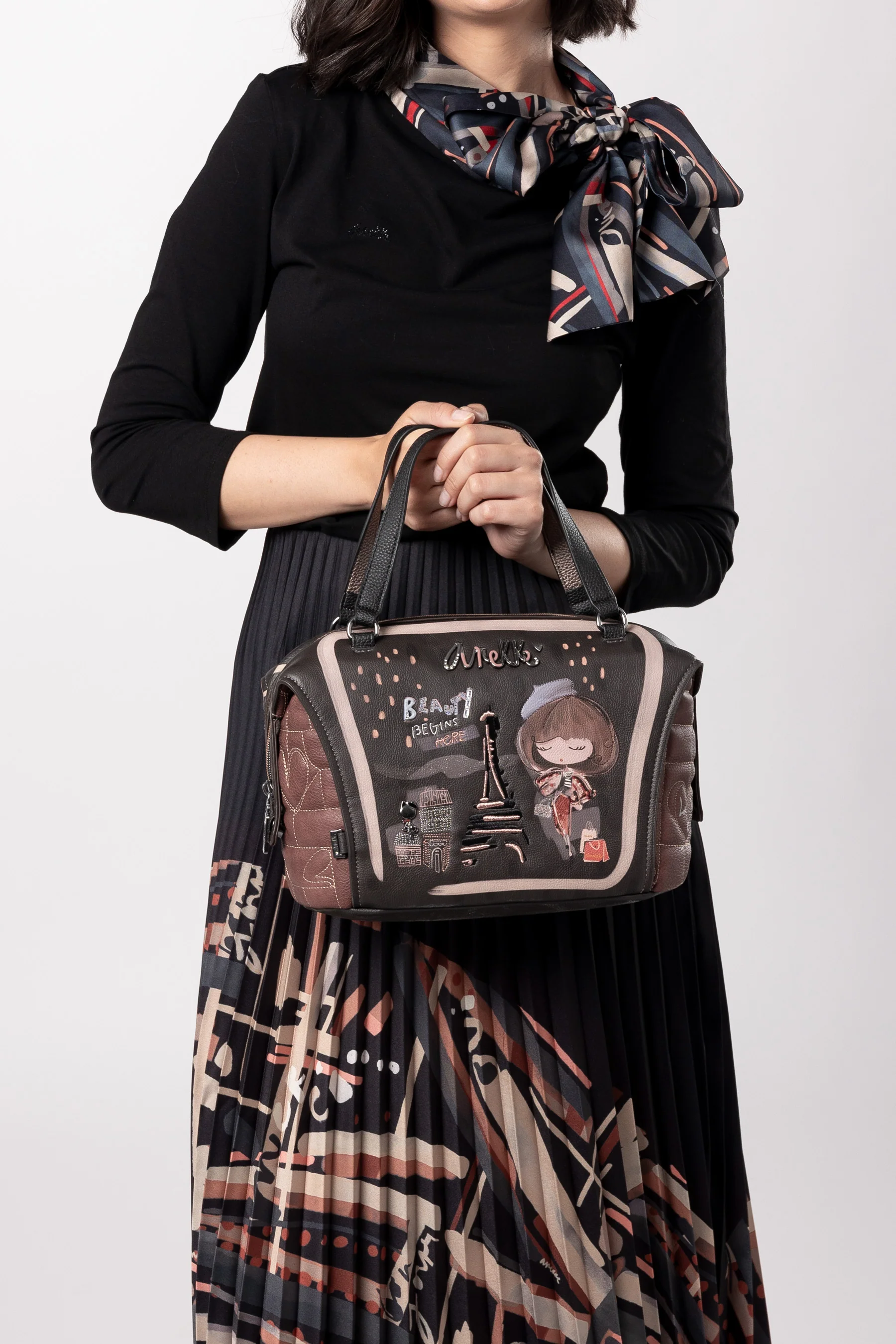 Mademoiselle handbag with shoulder strap - Image 2