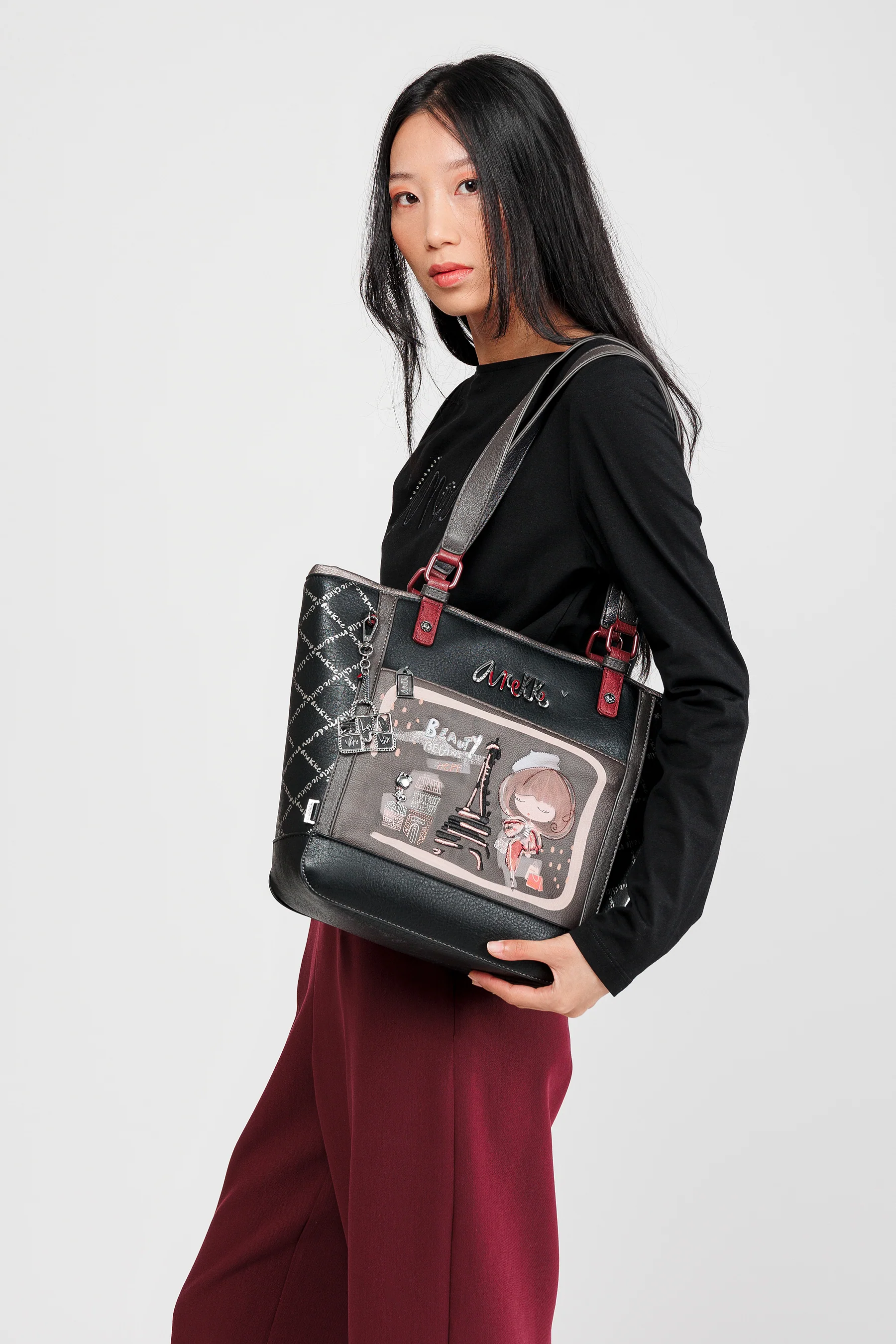 Mademoiselle large shoulder bag