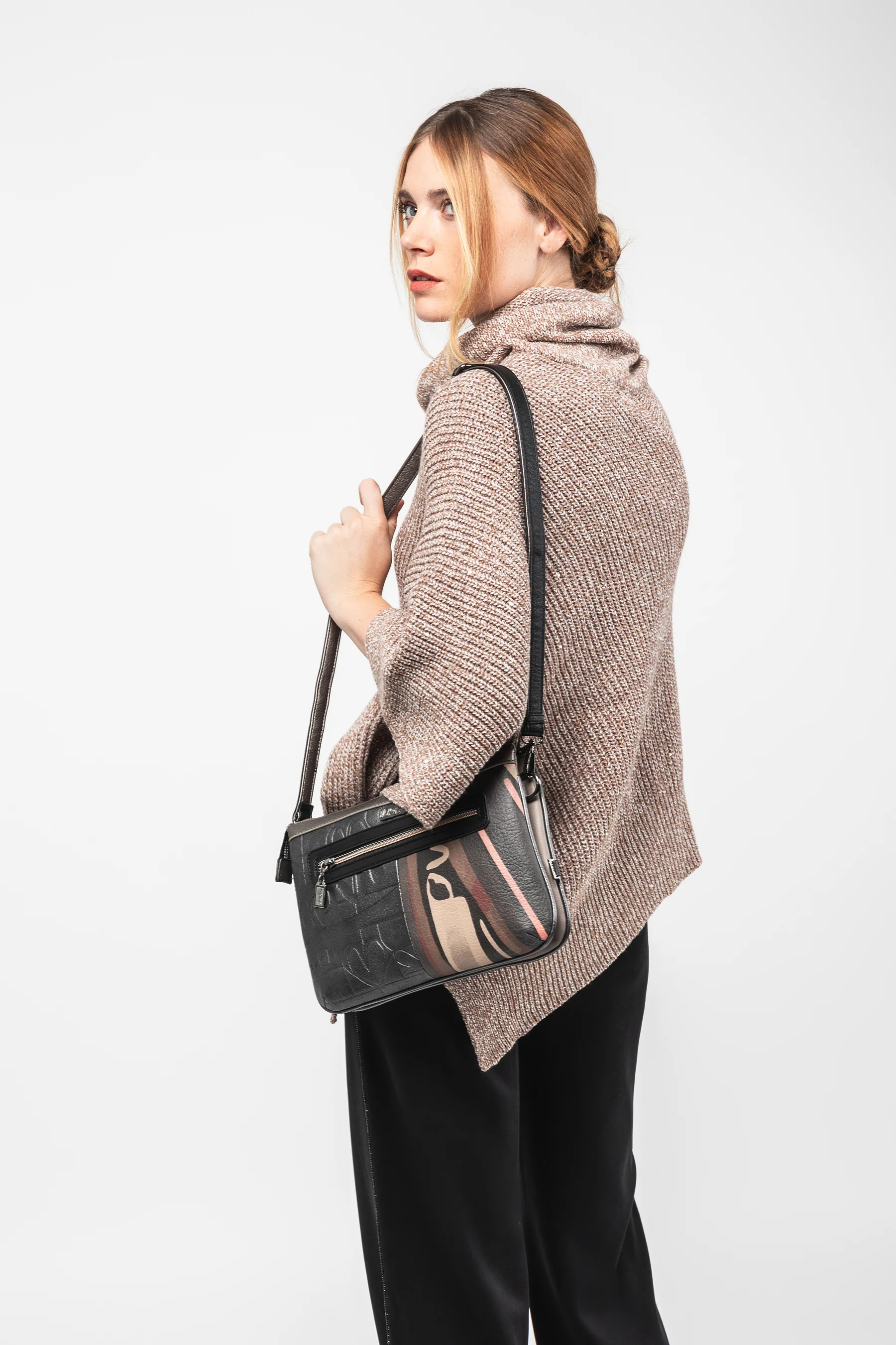 Mademoiselle short-handle small crossbody bag - Image 3