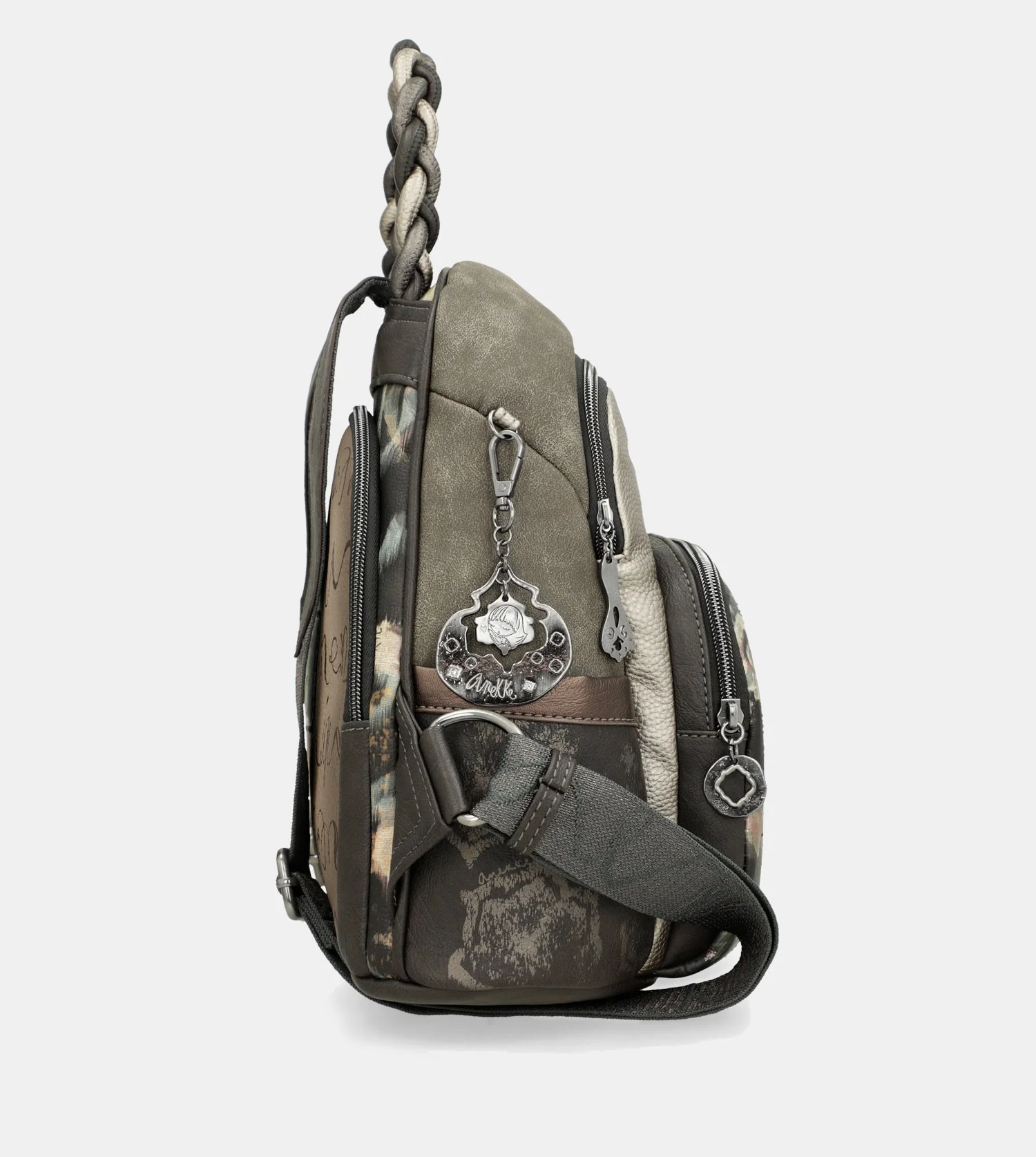 Manifesto anti-theft backpack - Image 4