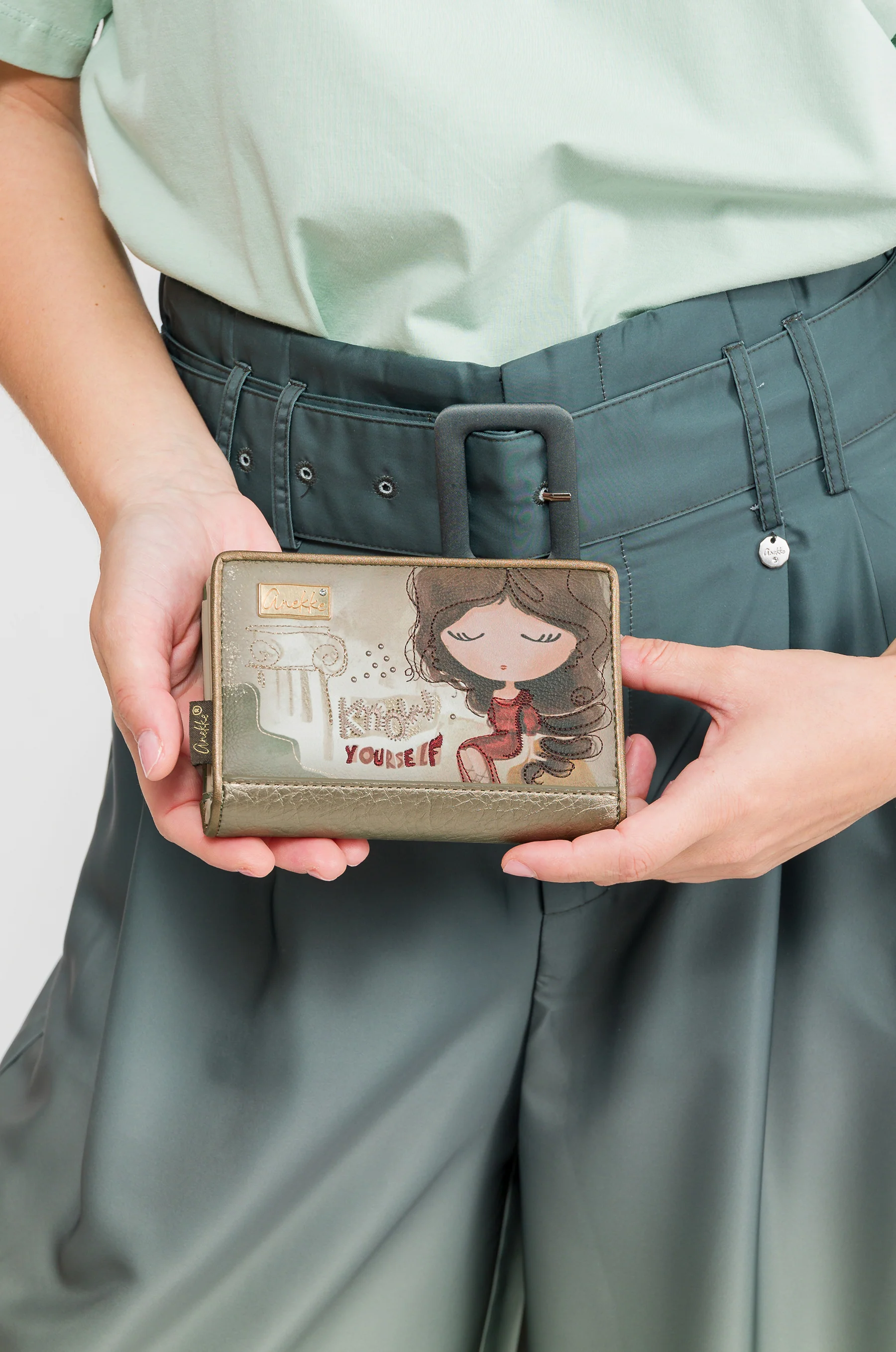Medium RFID purse Muse - Image 6