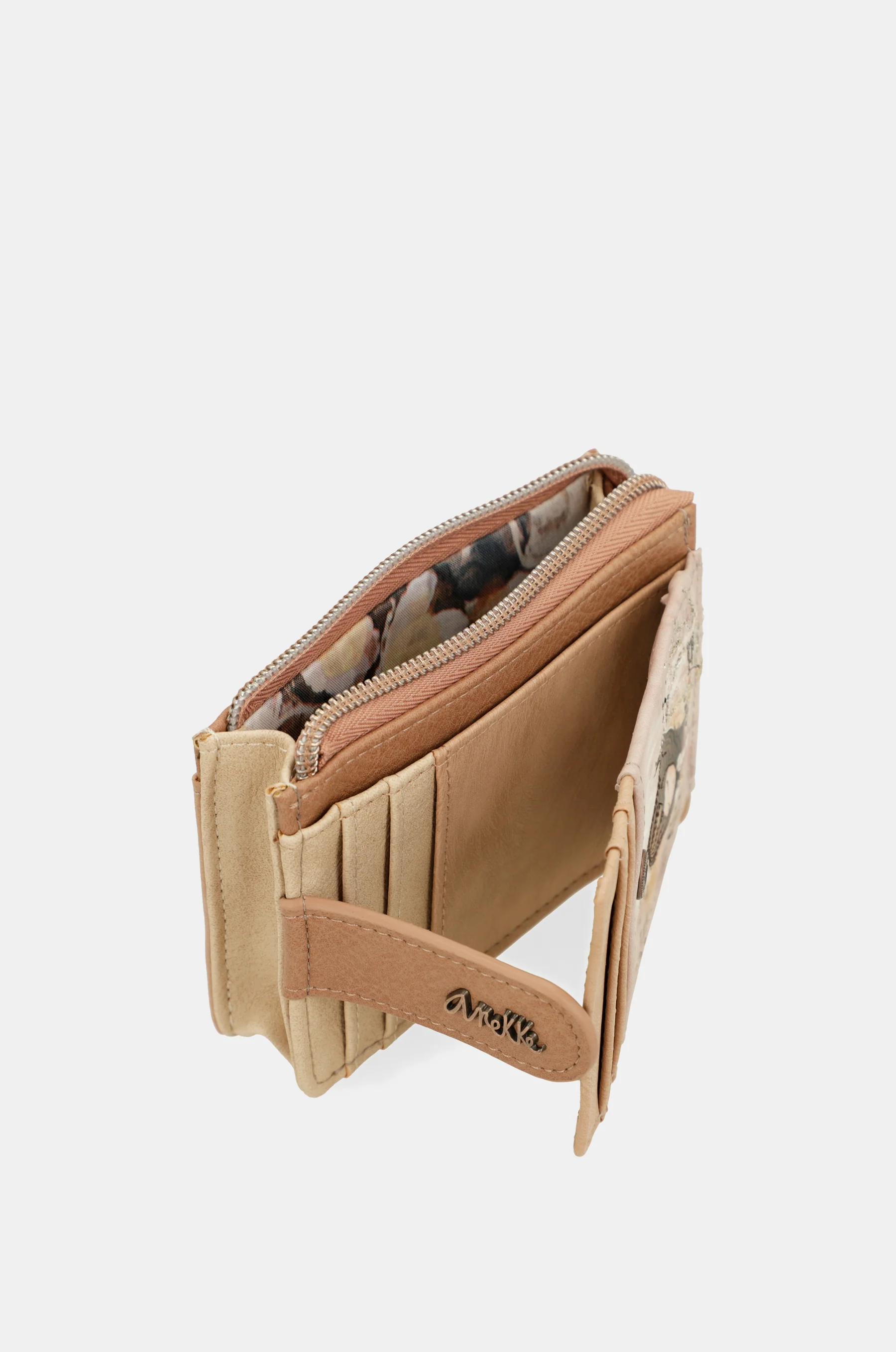 Cardholder Memories - Image 6