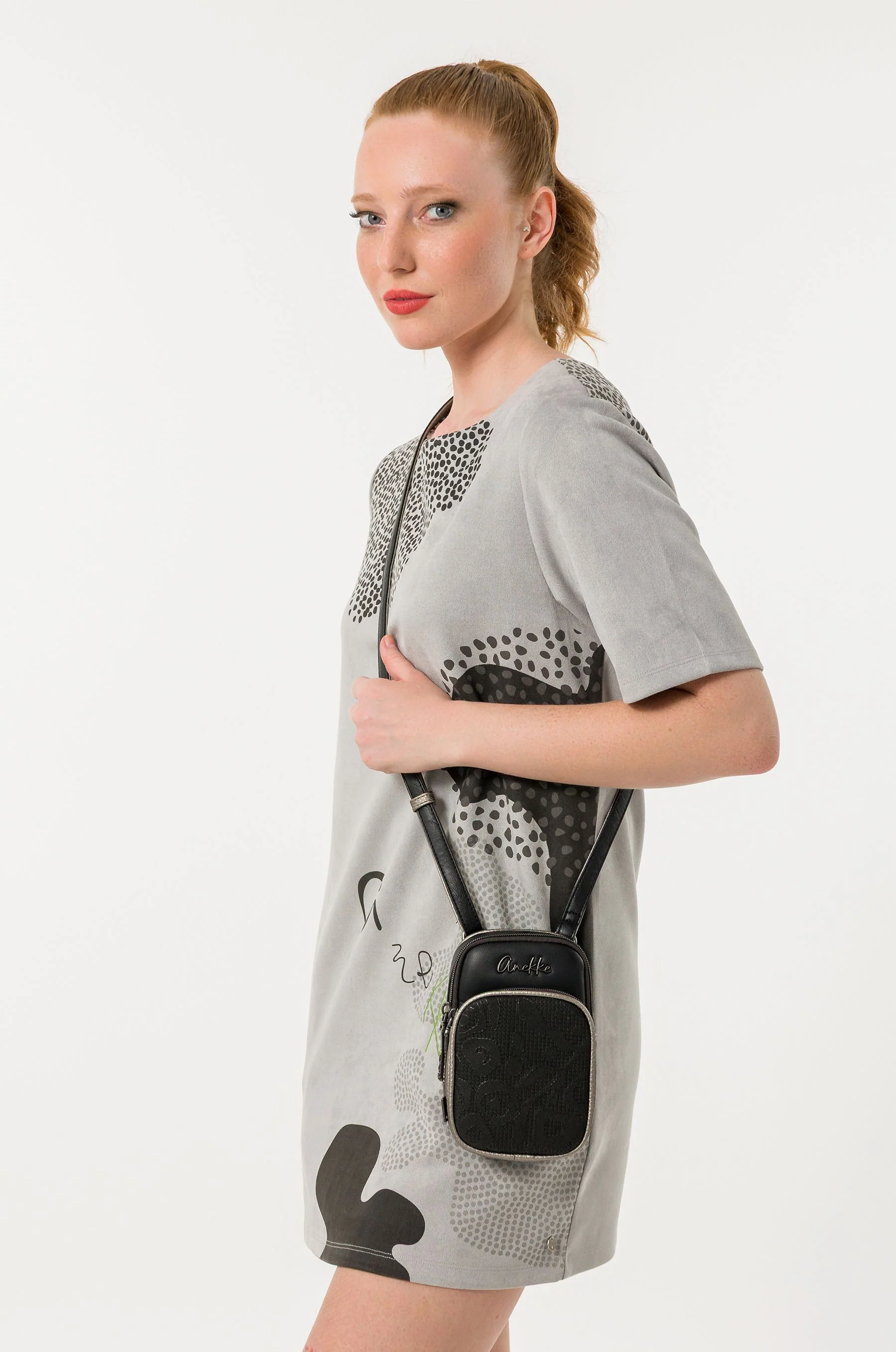 Mini crossbody bag Black - Image 8
