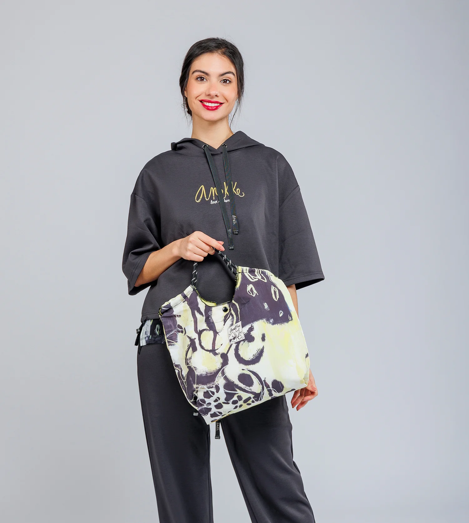 Nature Towanda Beach Bag - Image 2