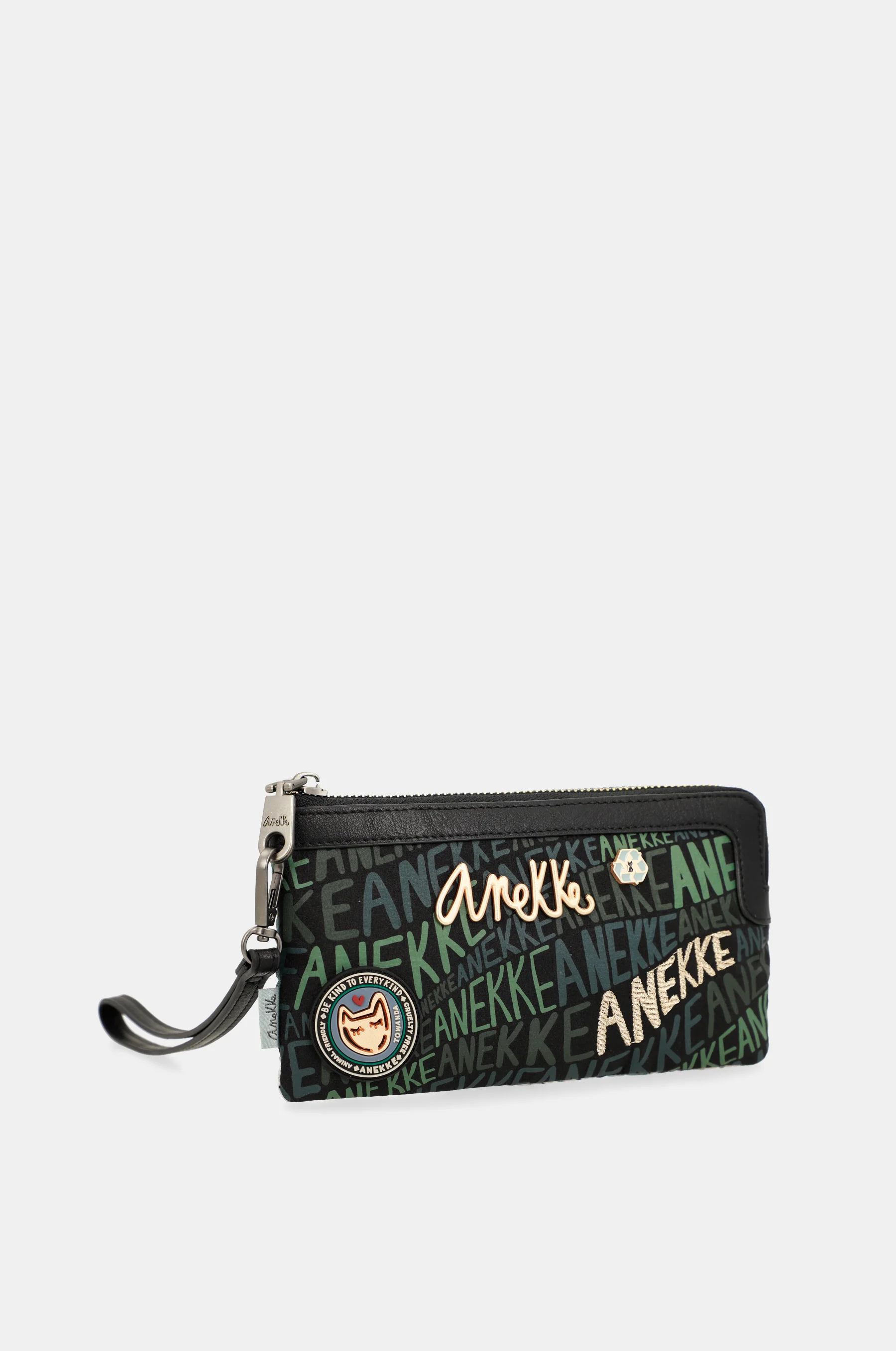 Nature Woods coin purse with hand strap - Image 3