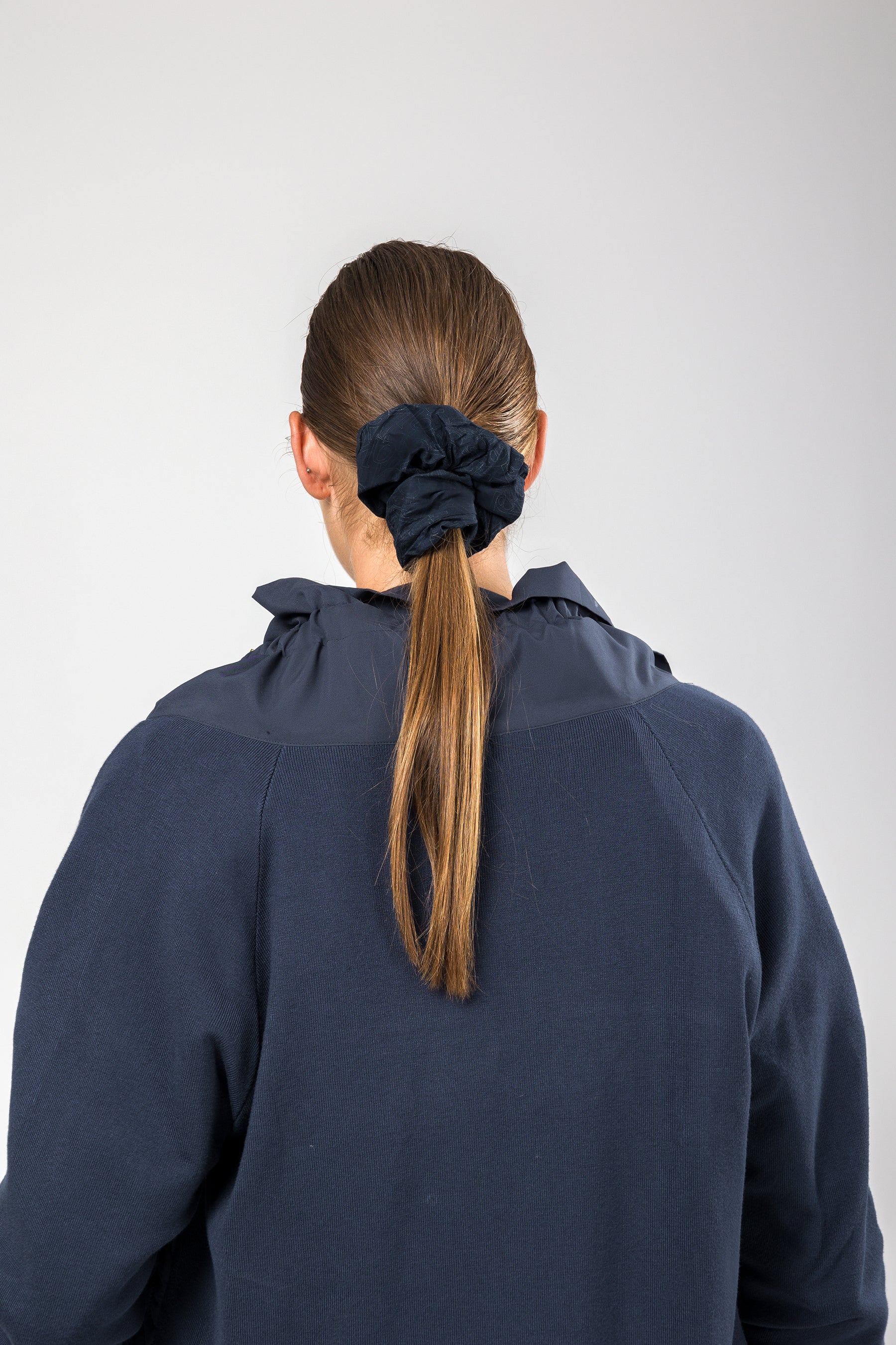 Navy blue scrunchie - Image 2