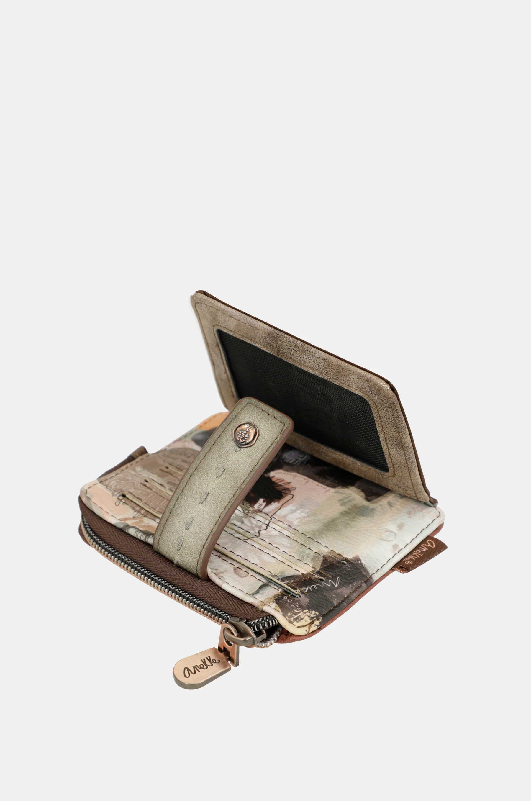 Outer card holder - Image 6