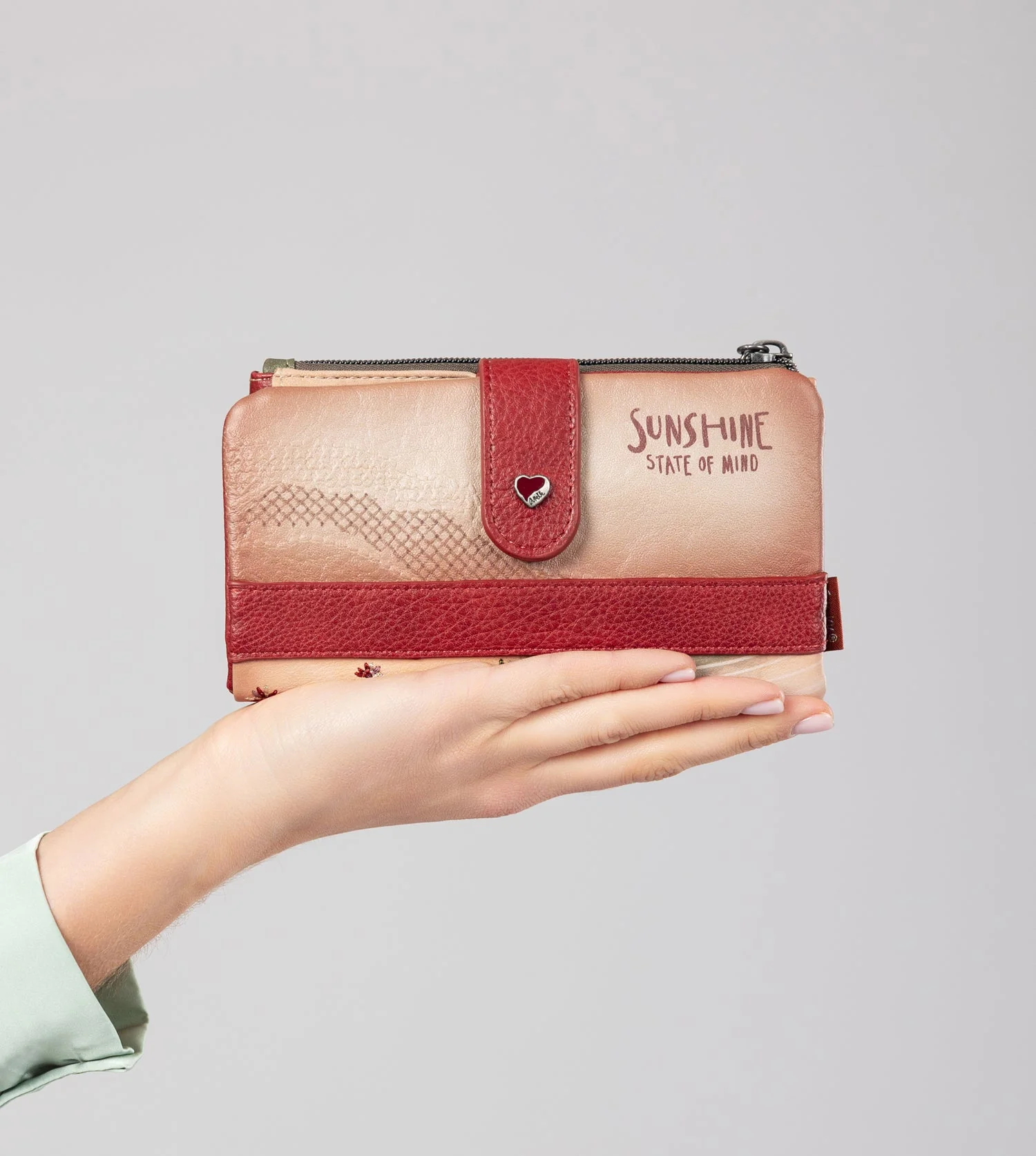 Peace & Love camel flexible RFID wallet - Image 9