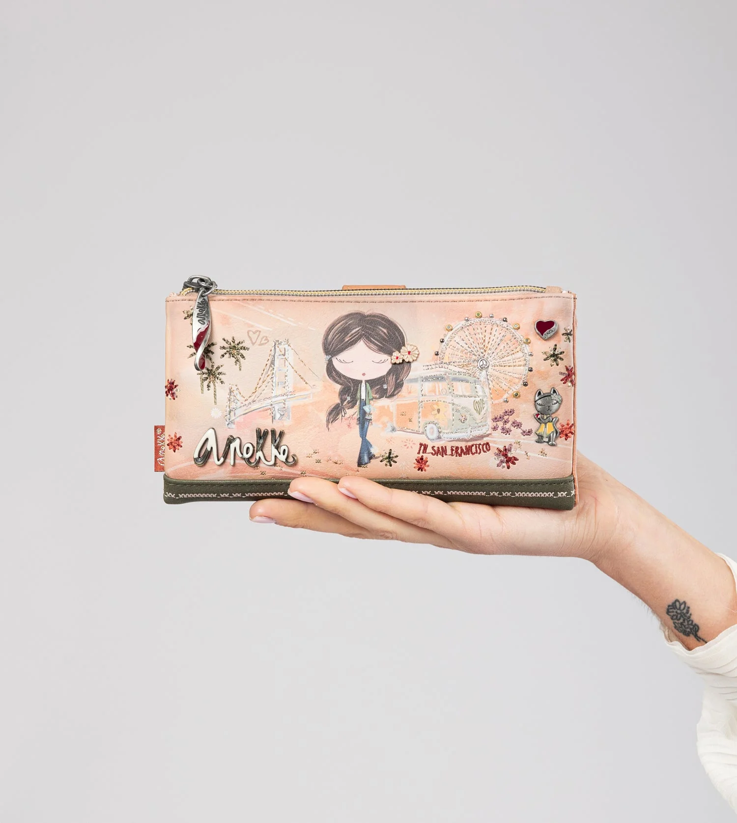 Peace & Love camel large RFID wallet - Image 6