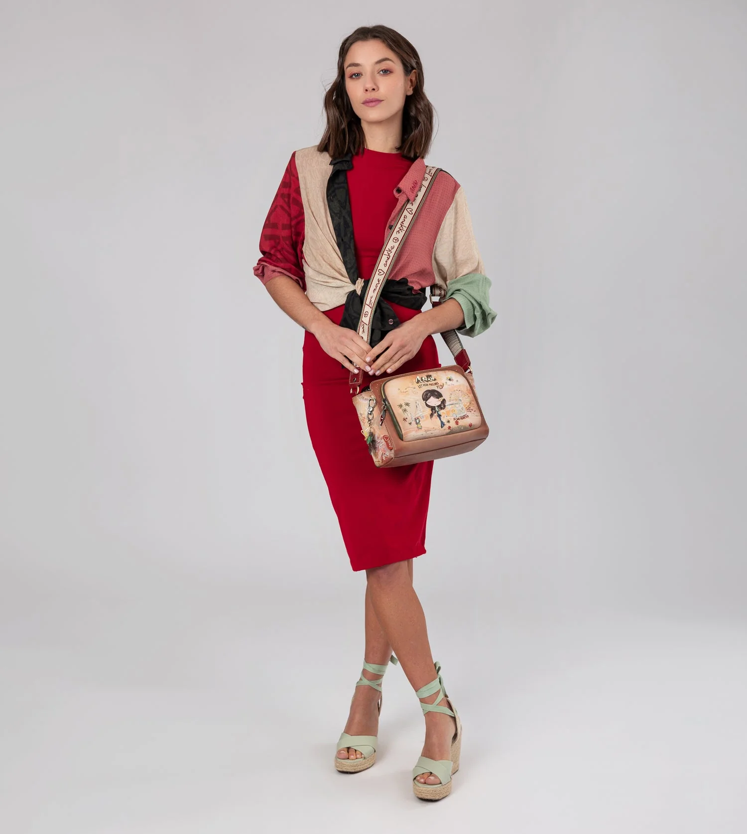Peace & Love camel rectangular crossbody bag - Image 2