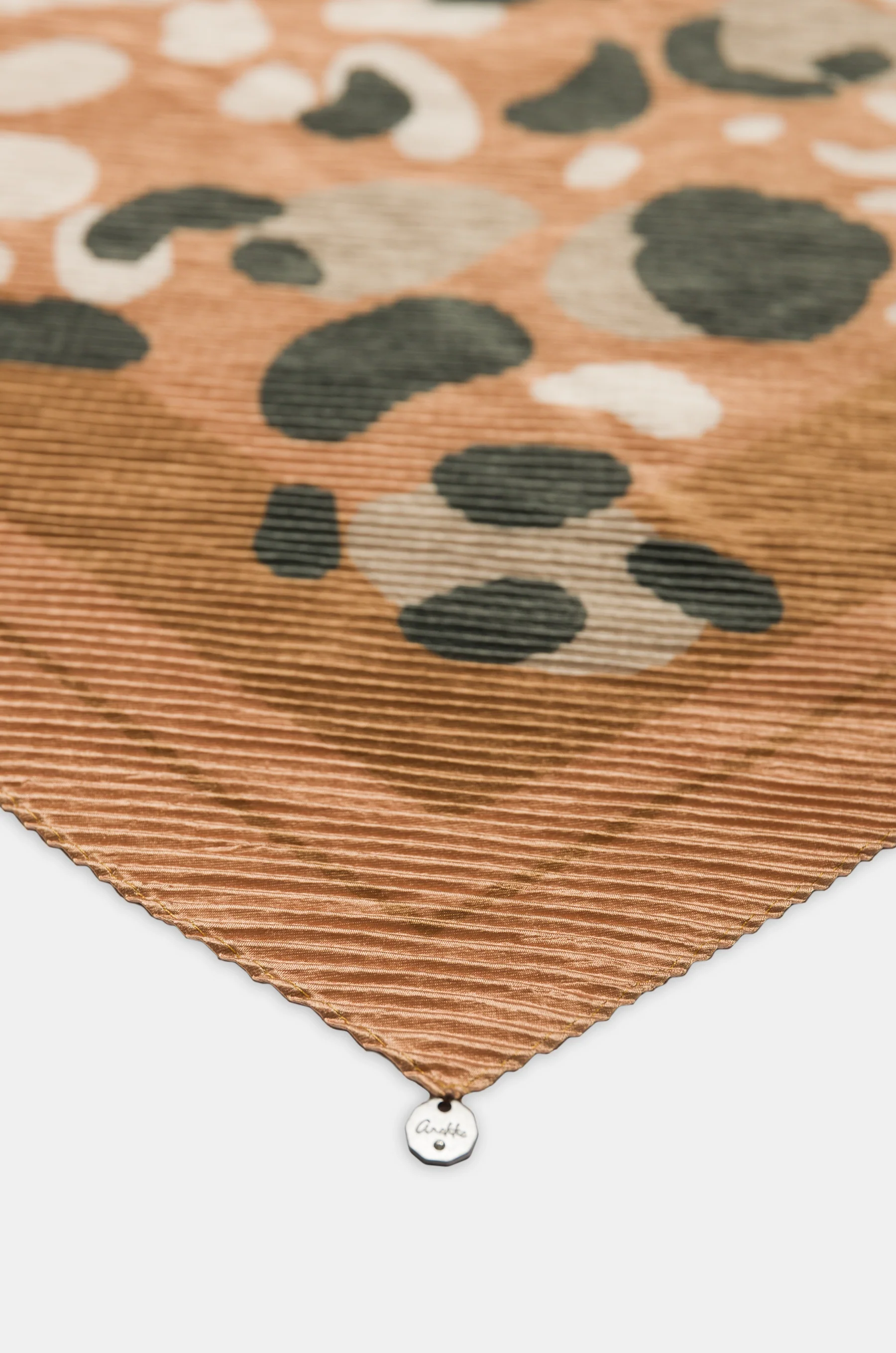 Pleated scarf Gaia - Image 3